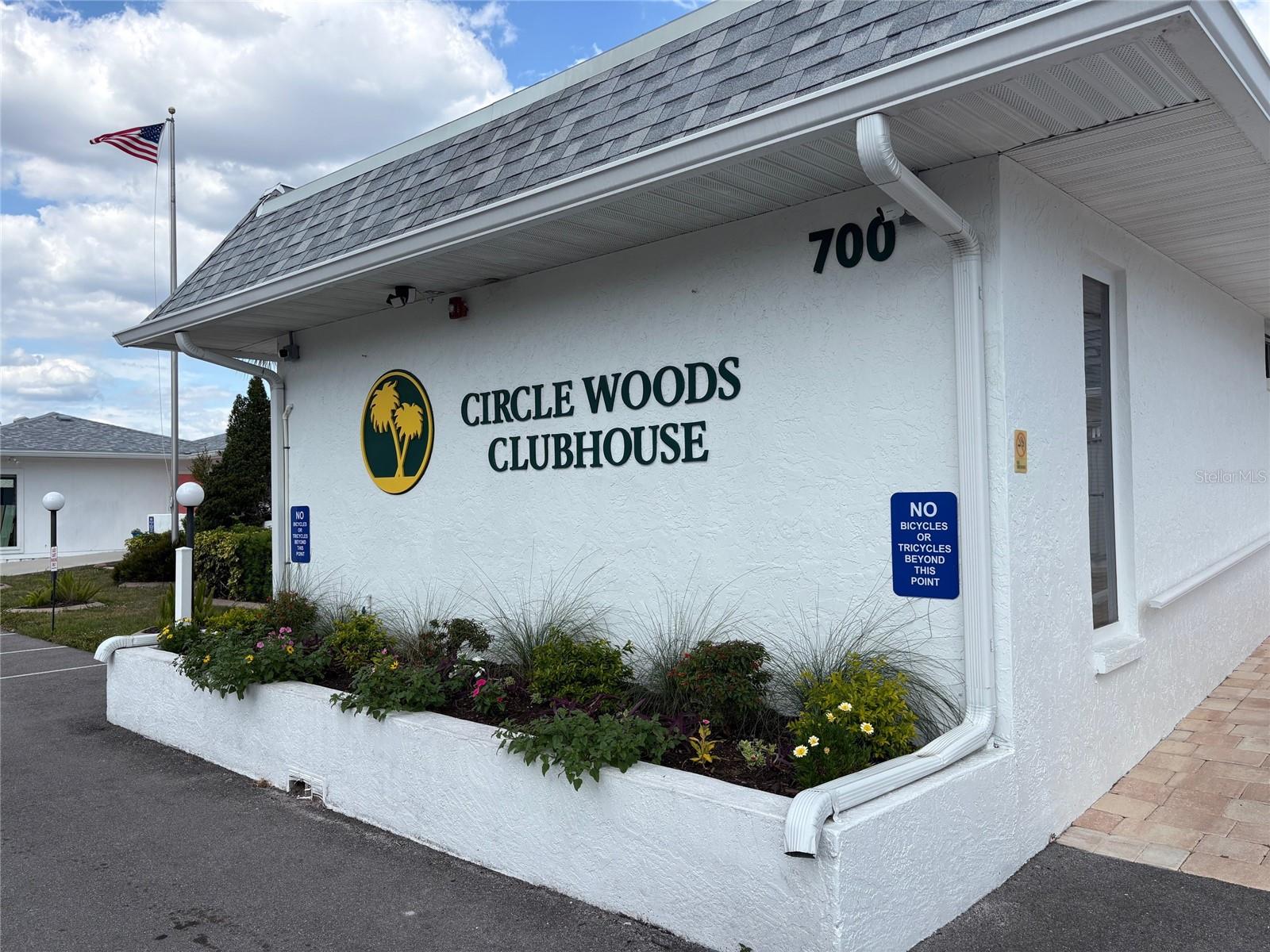 Image 45 of 70 For 690 Circlewood Drive W8