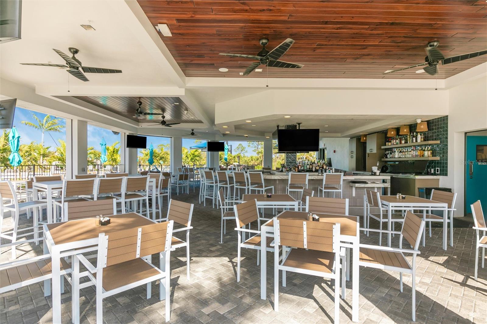 Image 58 of 97 For 17655 Opal Sand Drive 203