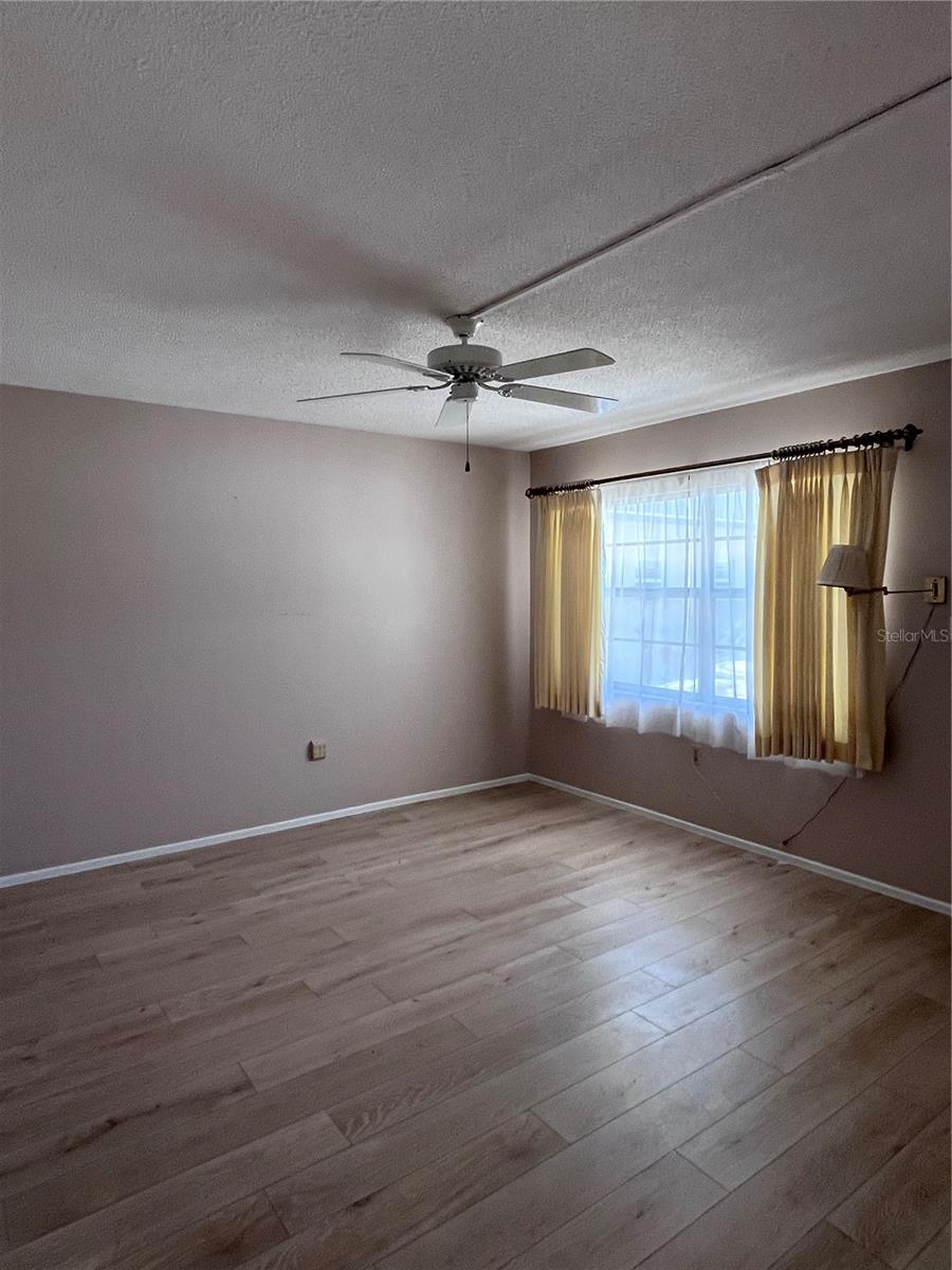 Image 5 of 8 For 509 Venice Avenue 102