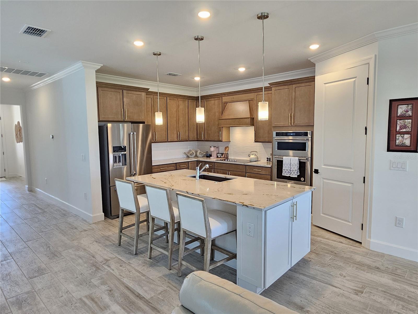 Image 10 of 36 For 17925 Nadine Place