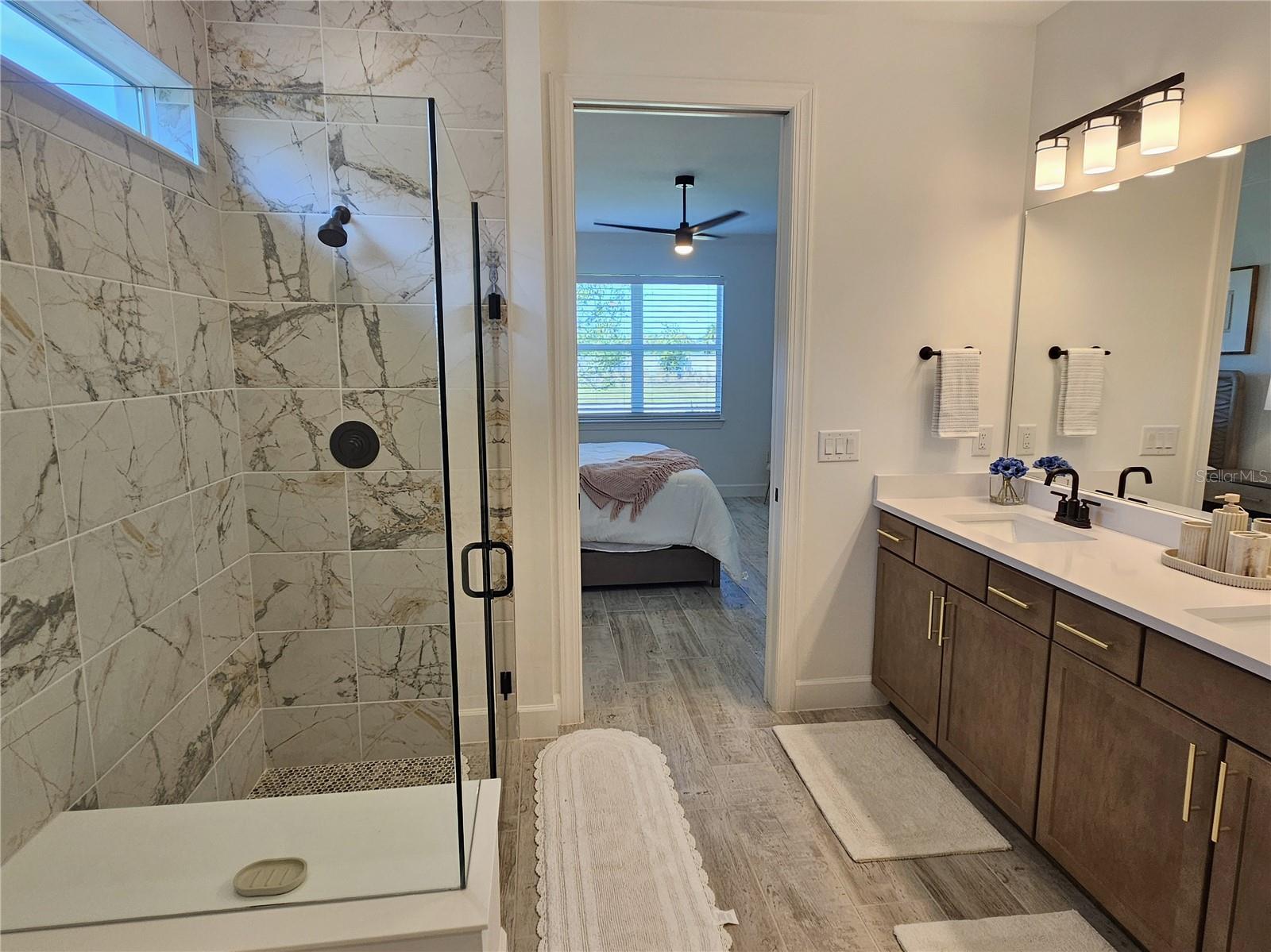 Image 25 of 36 For 17925 Nadine Place