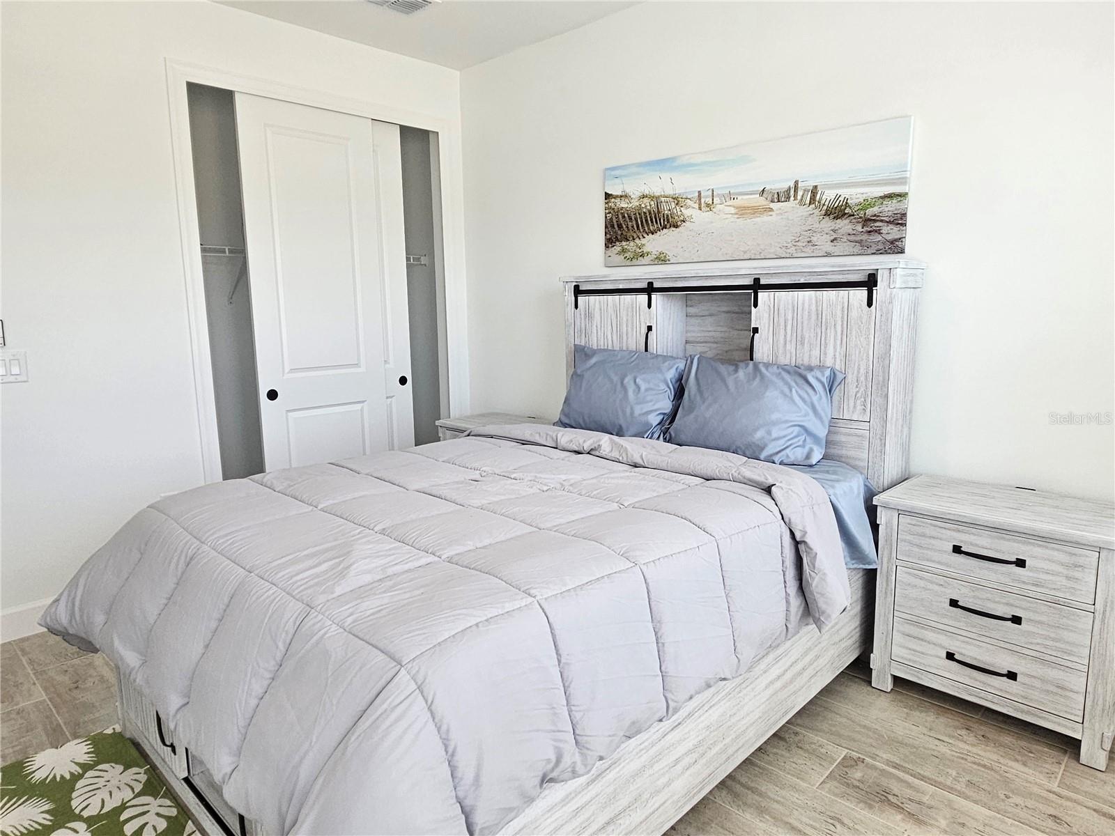 Image 28 of 36 For 17925 Nadine Place