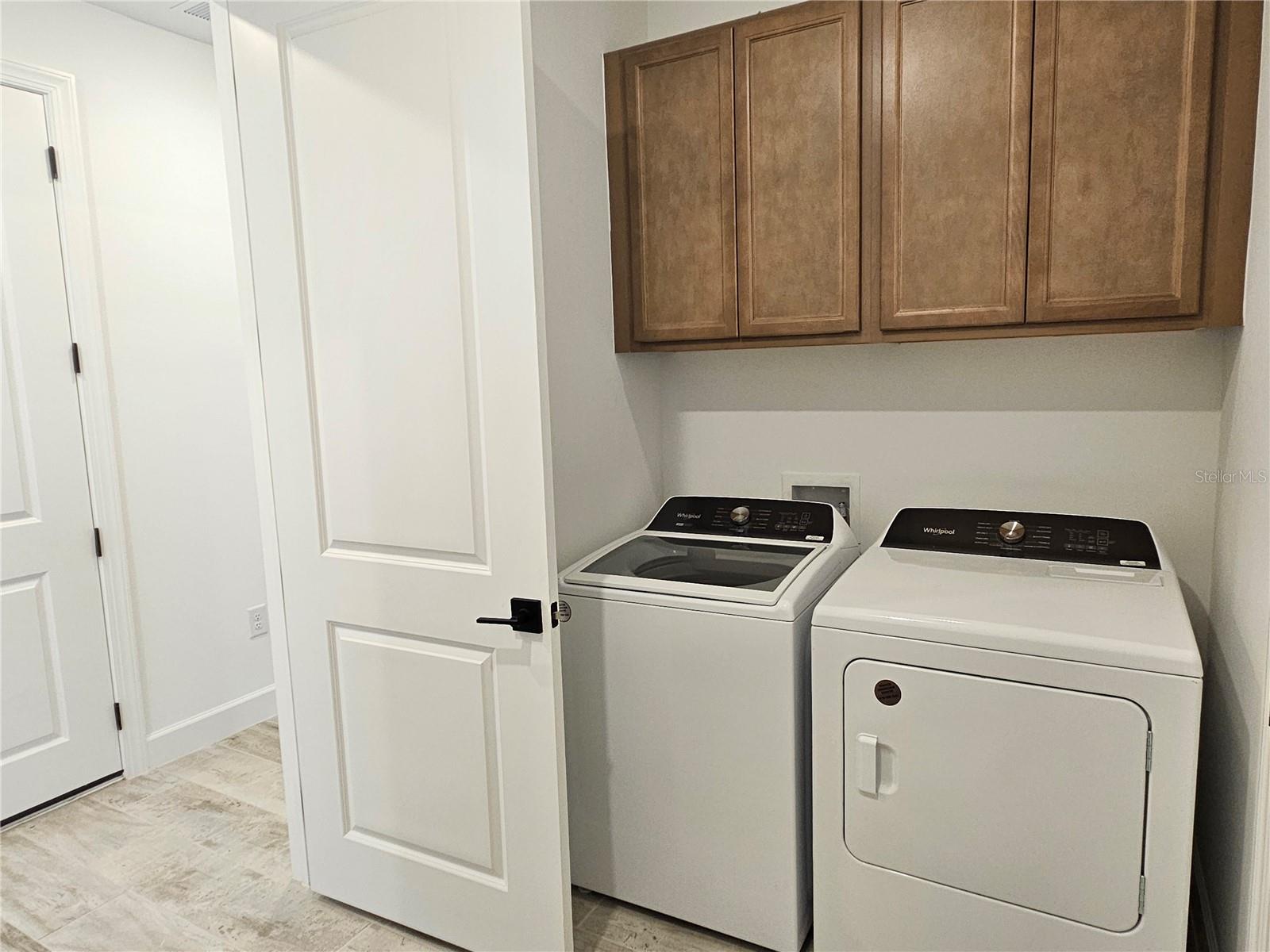 Image 32 of 36 For 17925 Nadine Place