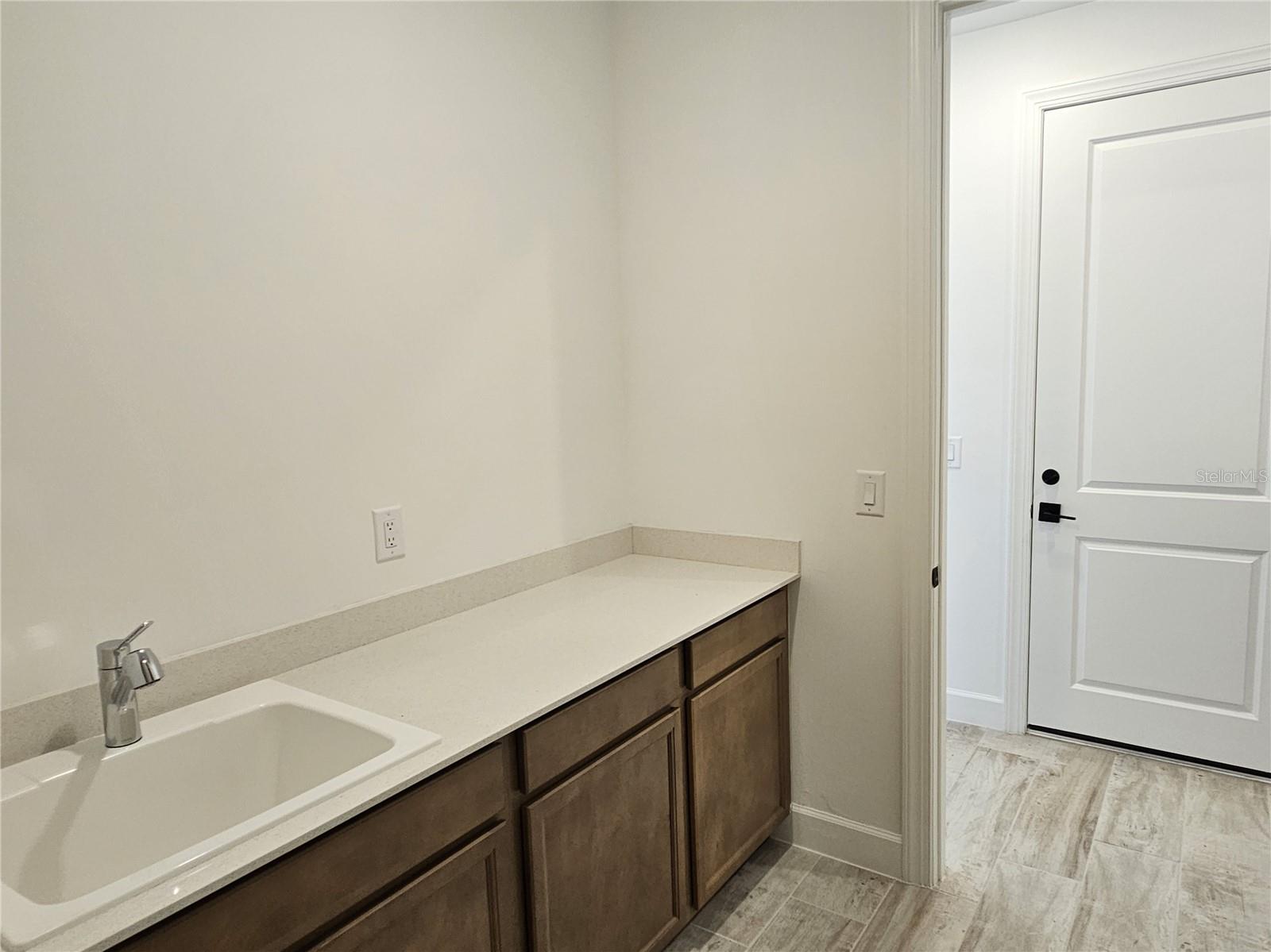 Image 33 of 36 For 17925 Nadine Place