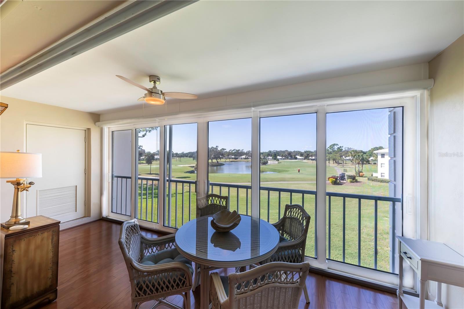 Image 21 of 27 For 437 Cerromar Lane 525