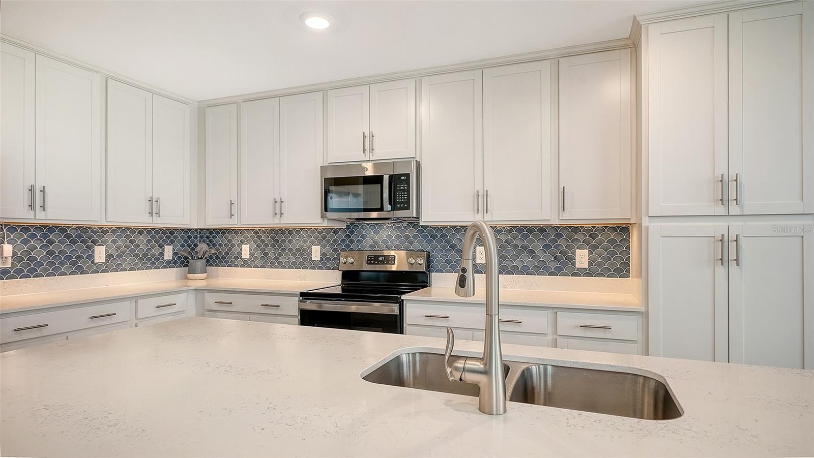 Image 15 of 80 For 12240 Wellen Golf Street 106