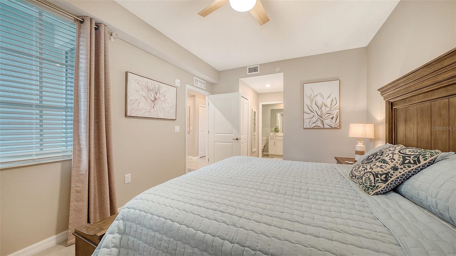 Image 28 of 80 For 12240 Wellen Golf Street 106