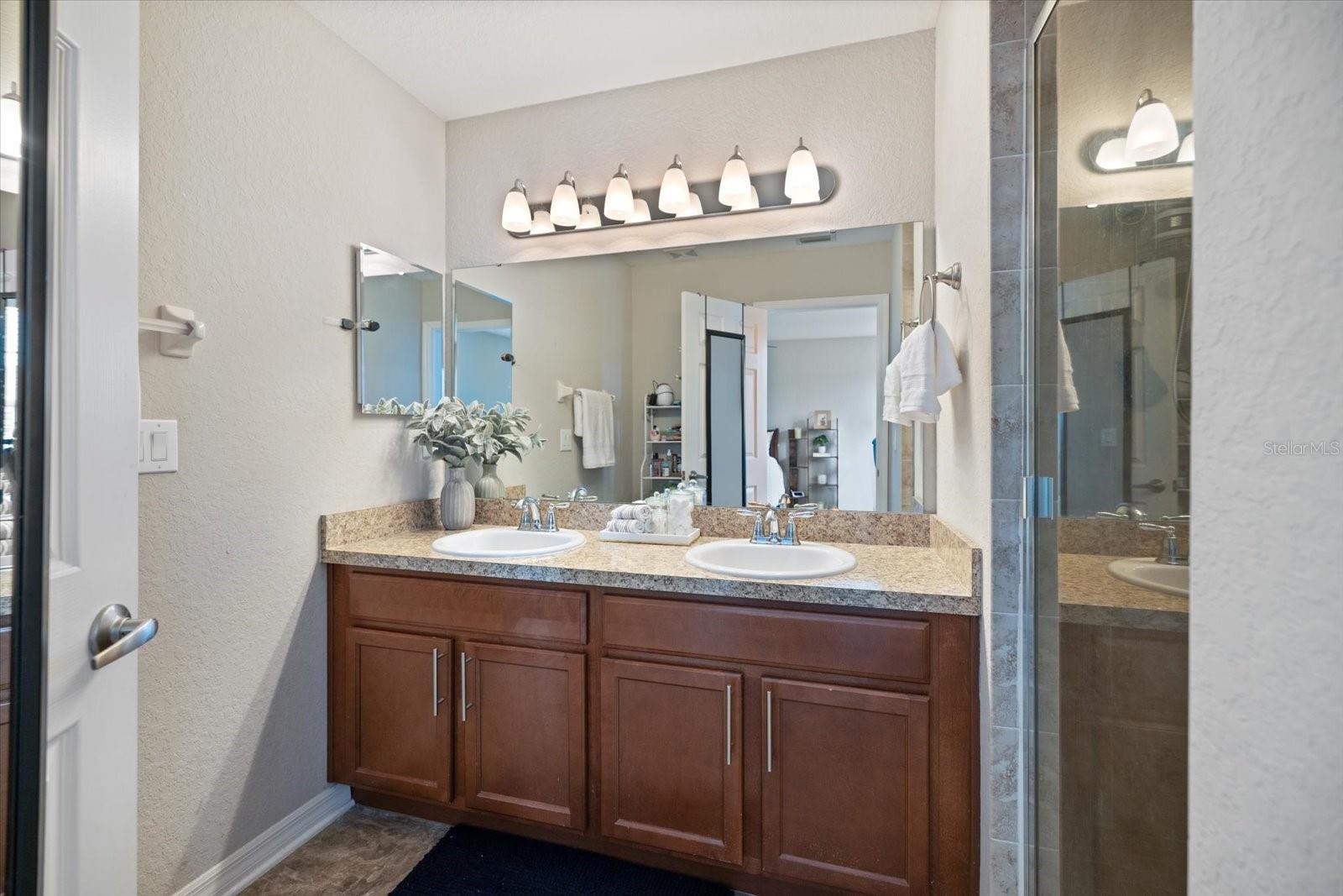 Image 16 of 24 For 4708 Vignette Way