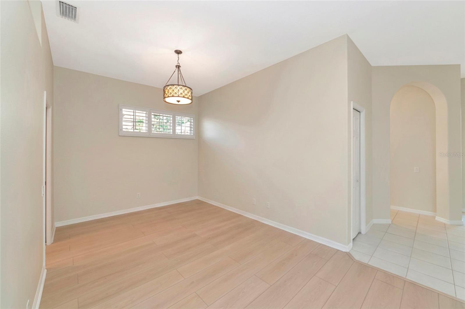 Image 13 of 82 For 309 Americas Cup Boulevard