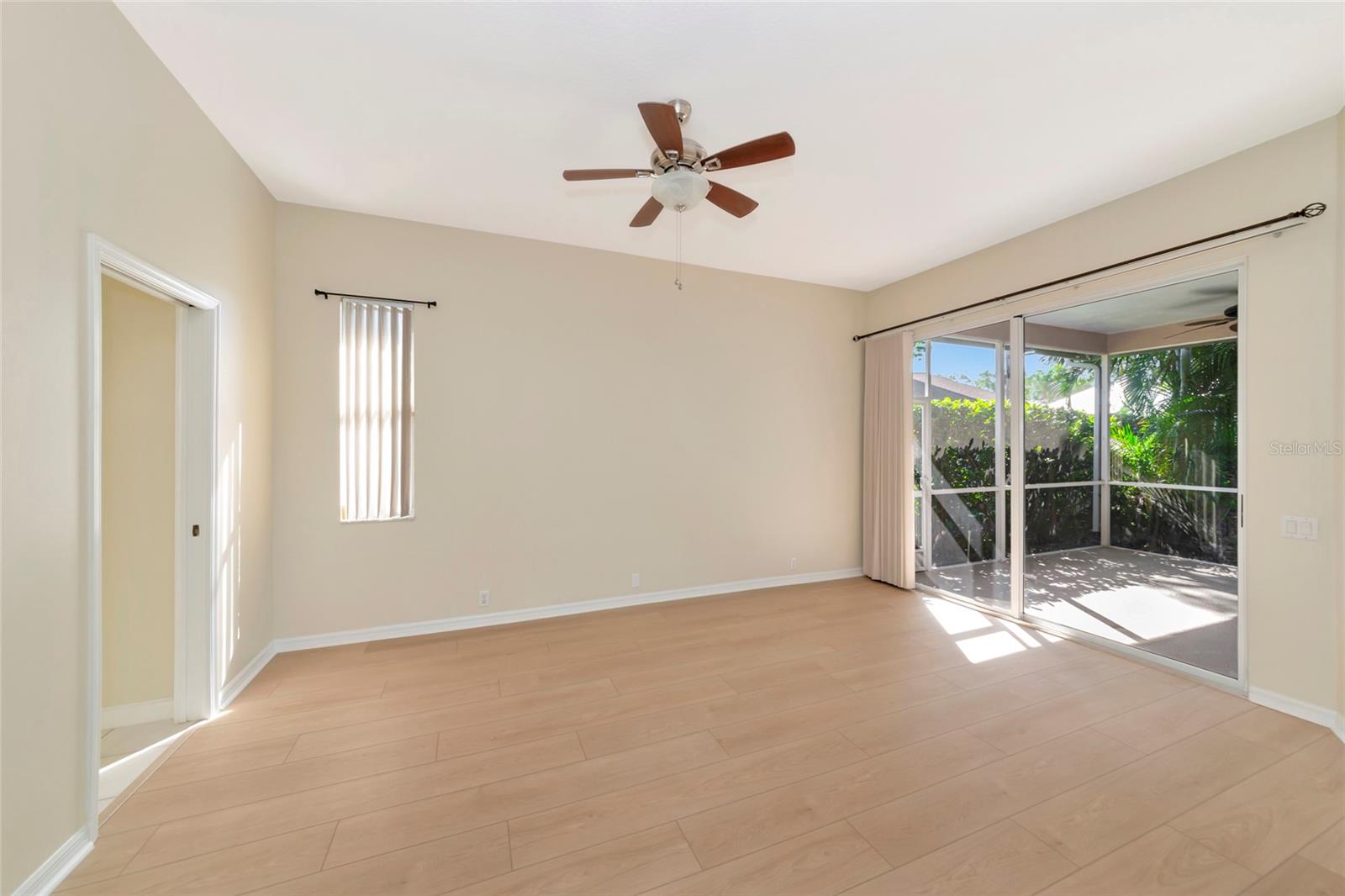 Image 22 of 82 For 309 Americas Cup Boulevard