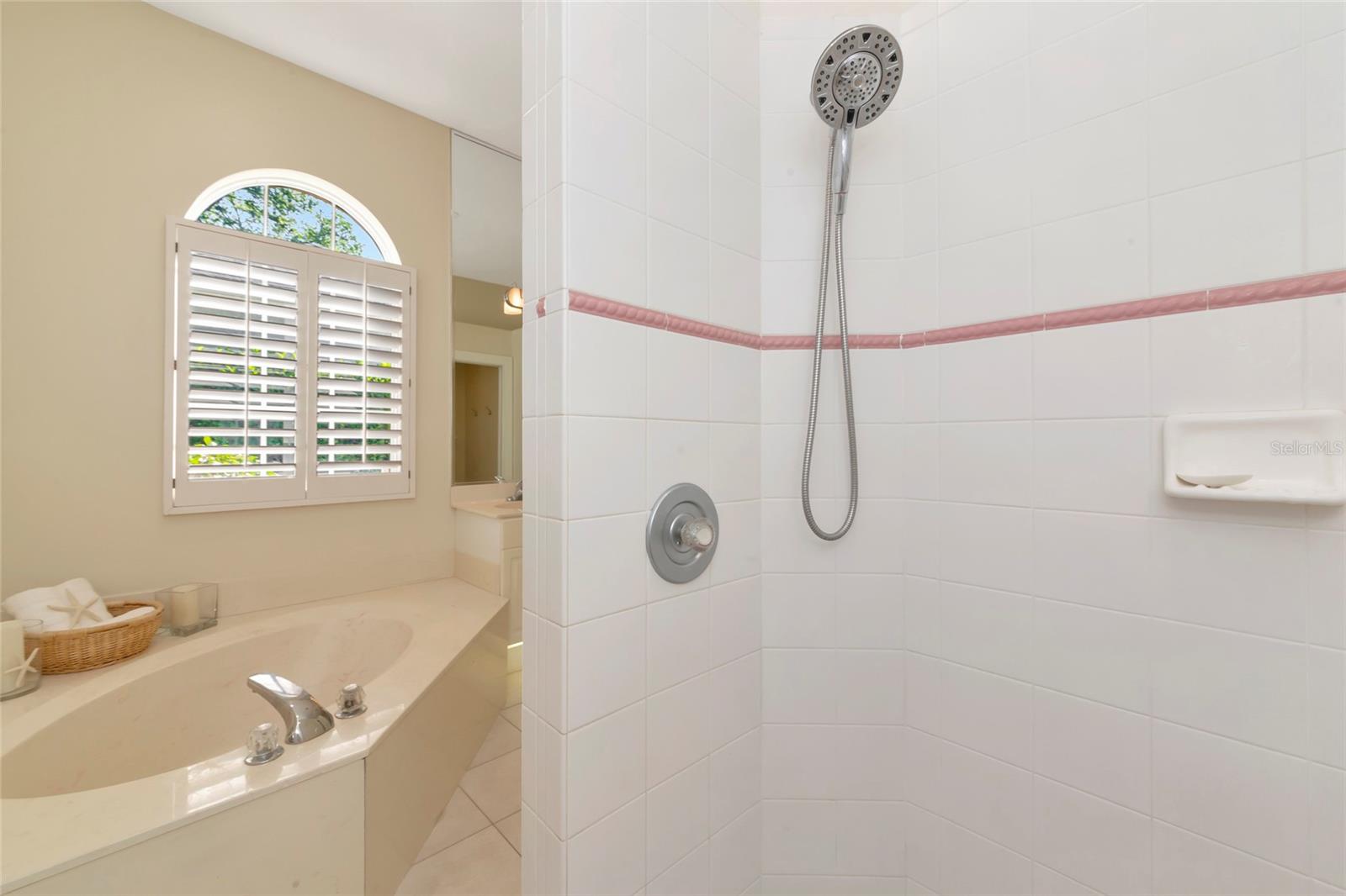 Image 29 of 82 For 309 Americas Cup Boulevard