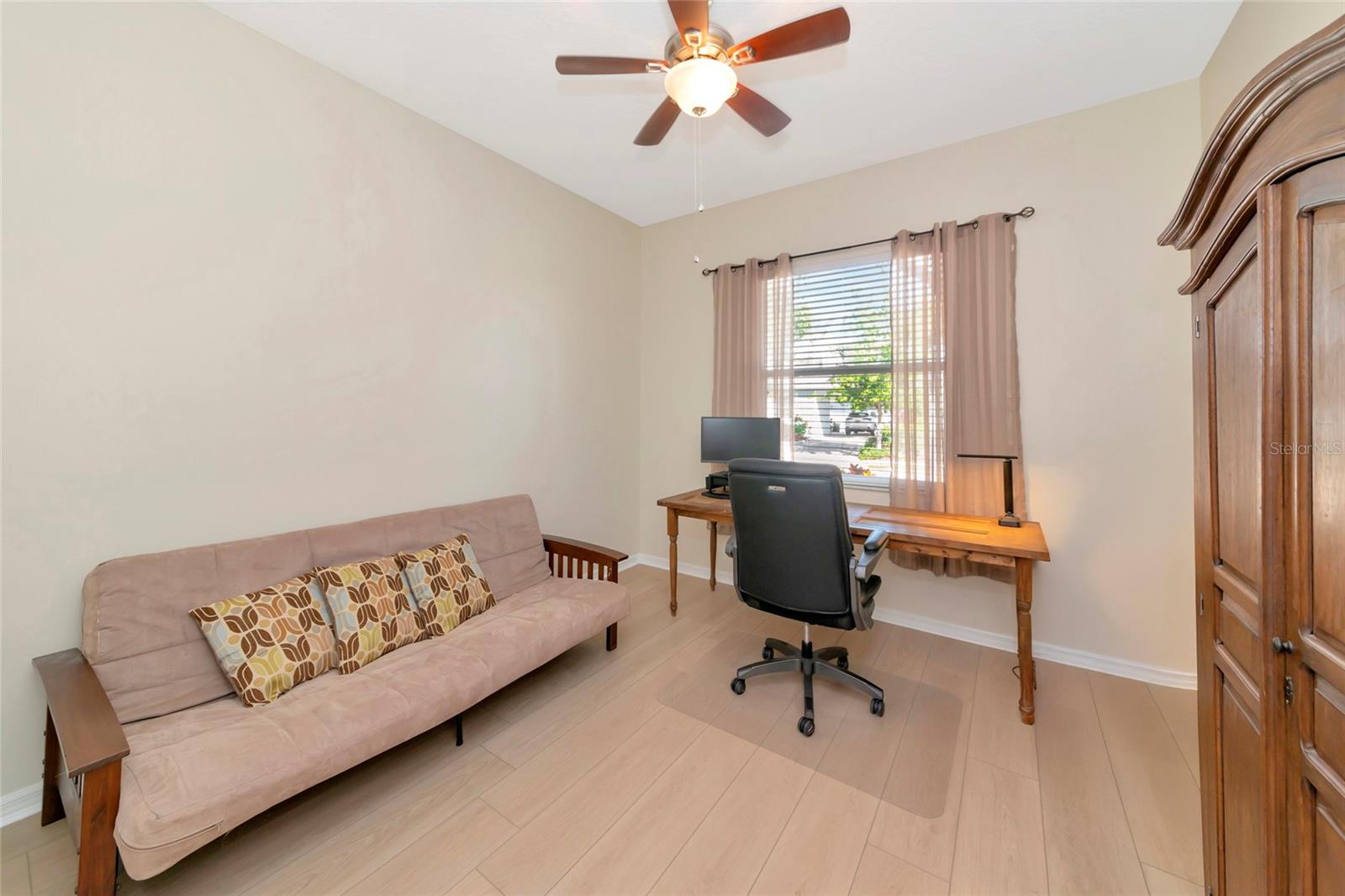 Image 30 of 82 For 309 Americas Cup Boulevard