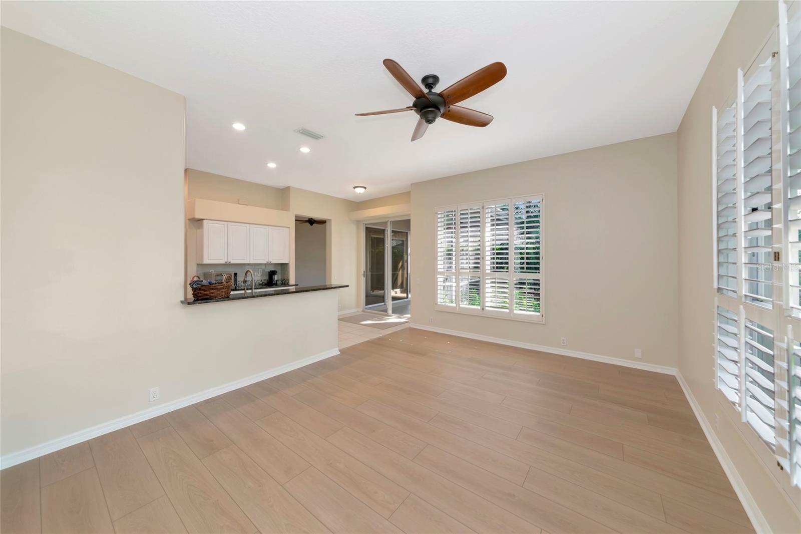 Image 7 of 82 For 309 Americas Cup Boulevard