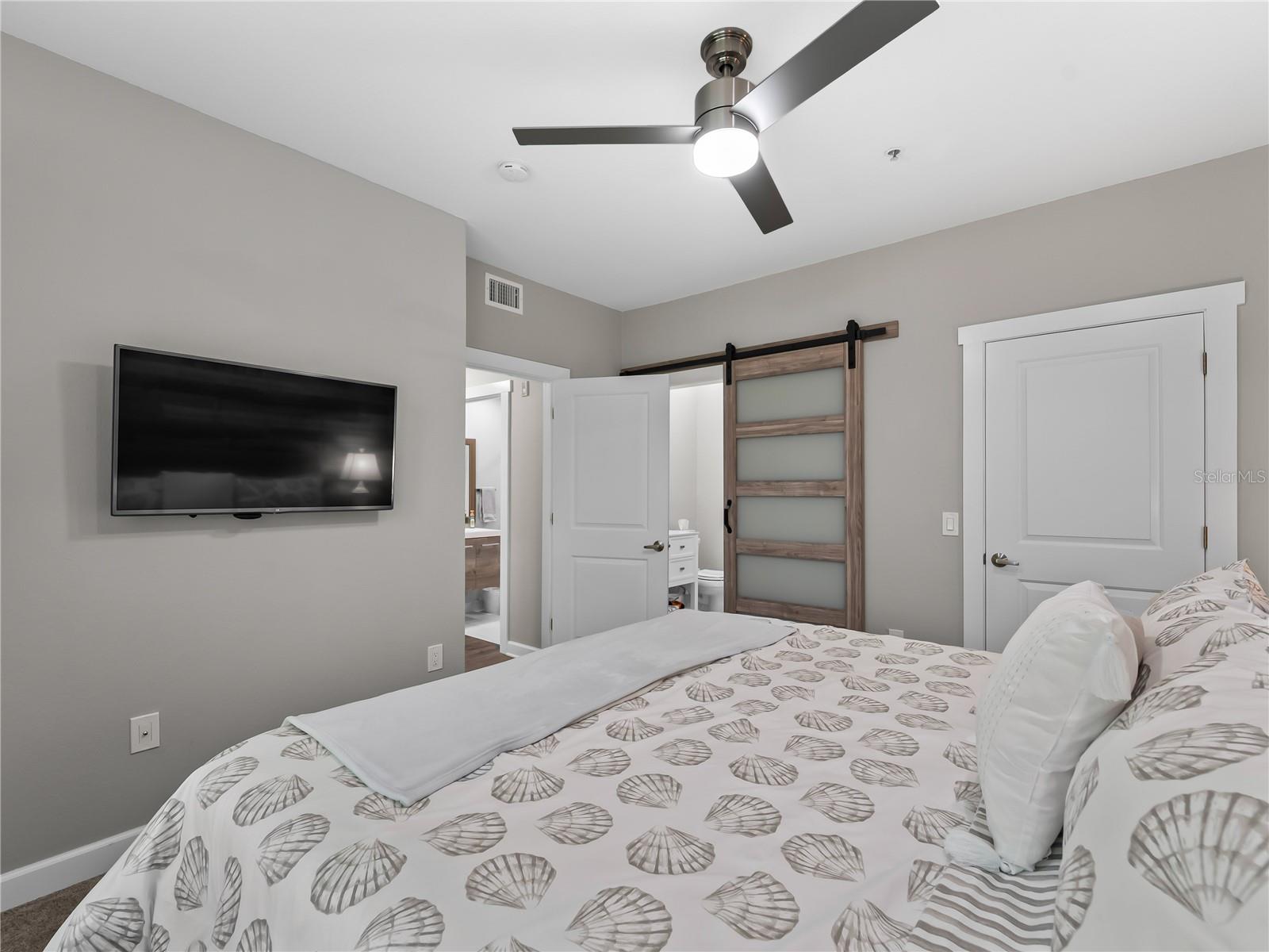 Image 15 of 35 For 4130 Central Sarasota Parkway 1836