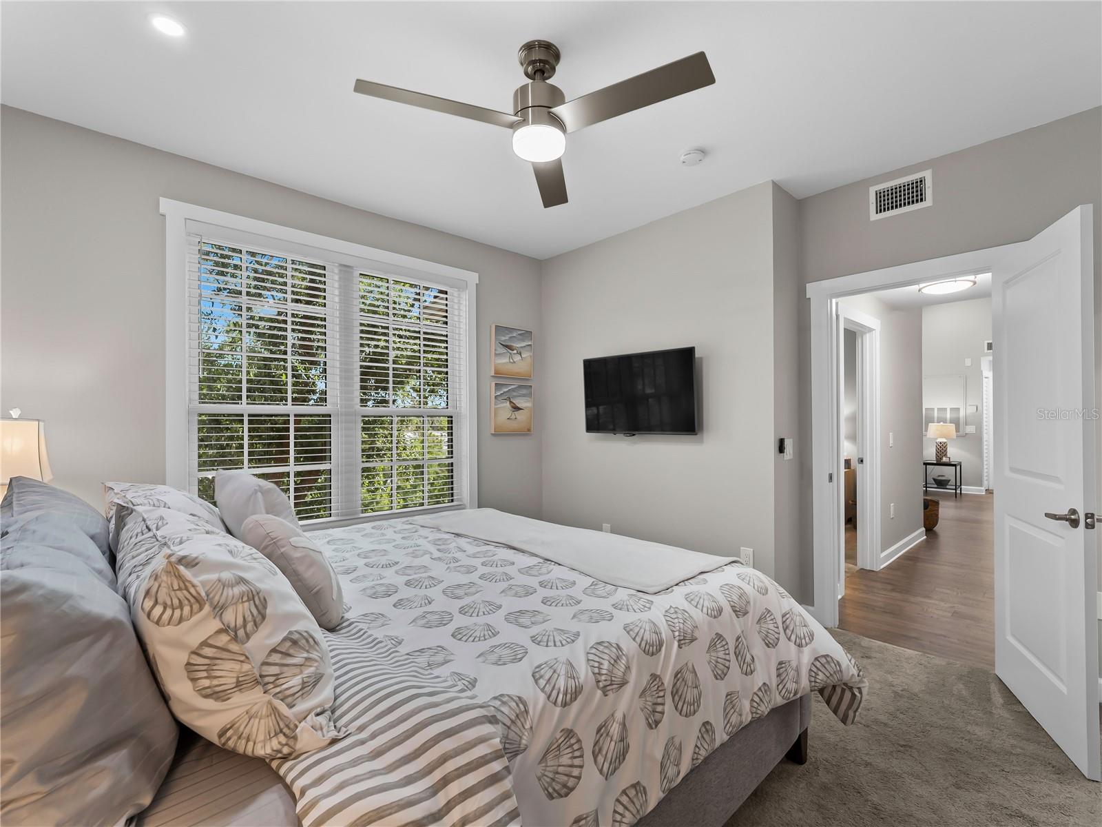Image 16 of 35 For 4130 Central Sarasota Parkway 1836