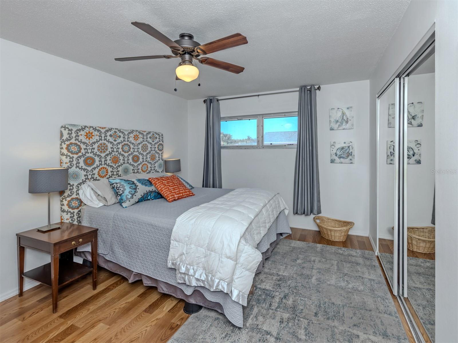 Image 13 of 35 For 400 Base Avenue E 227