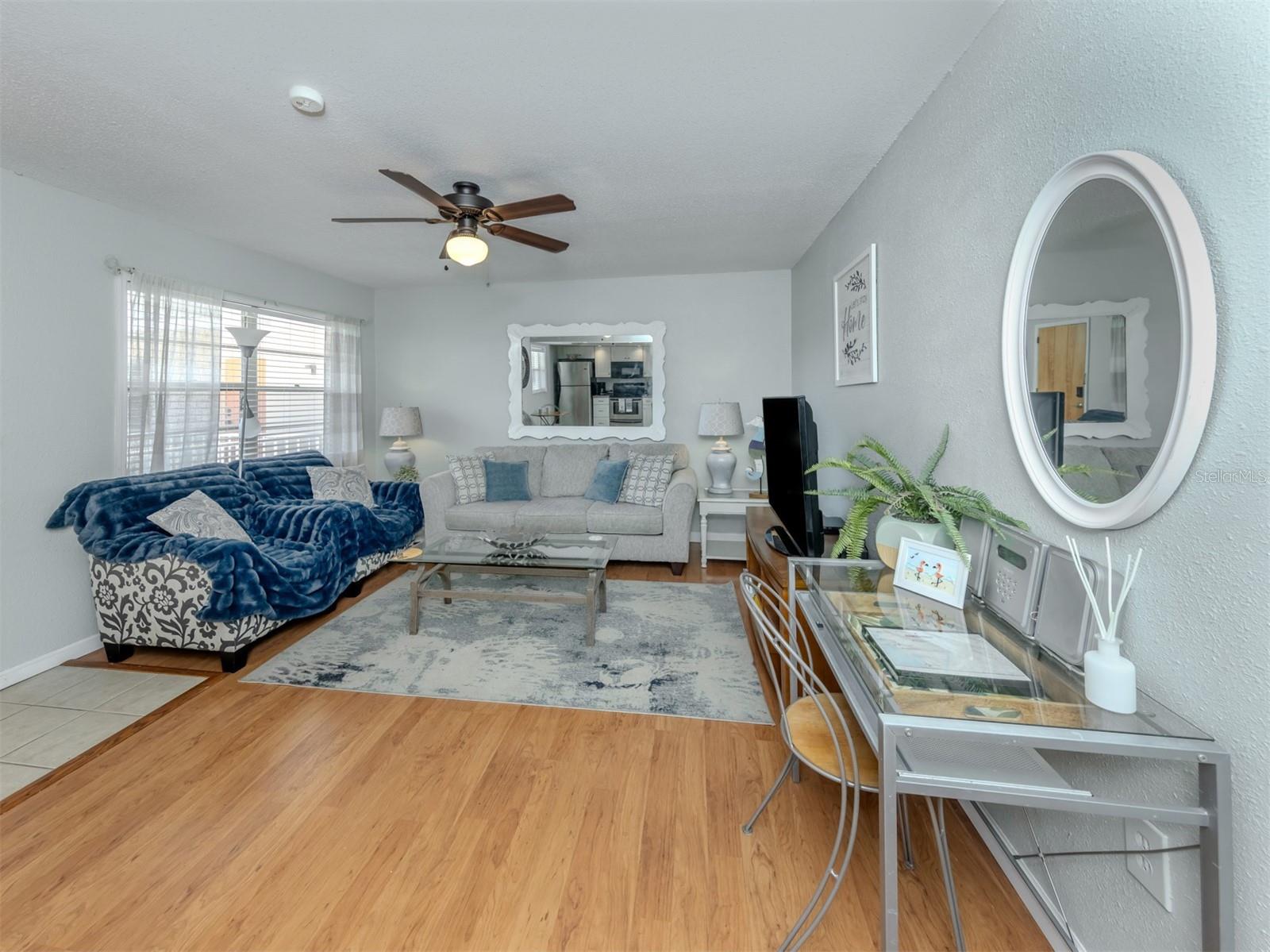 Image 3 of 35 For 400 Base Avenue E 227