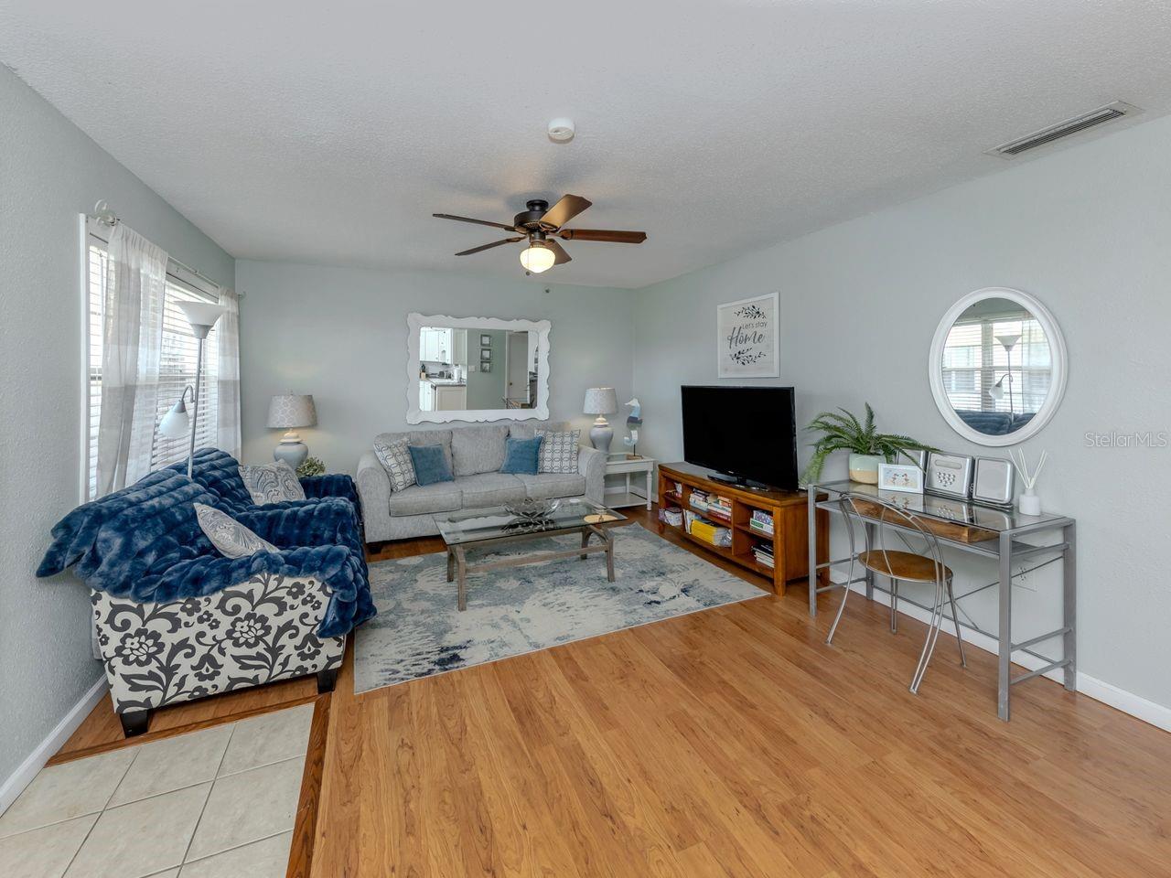 Image 4 of 35 For 400 Base Avenue E 227