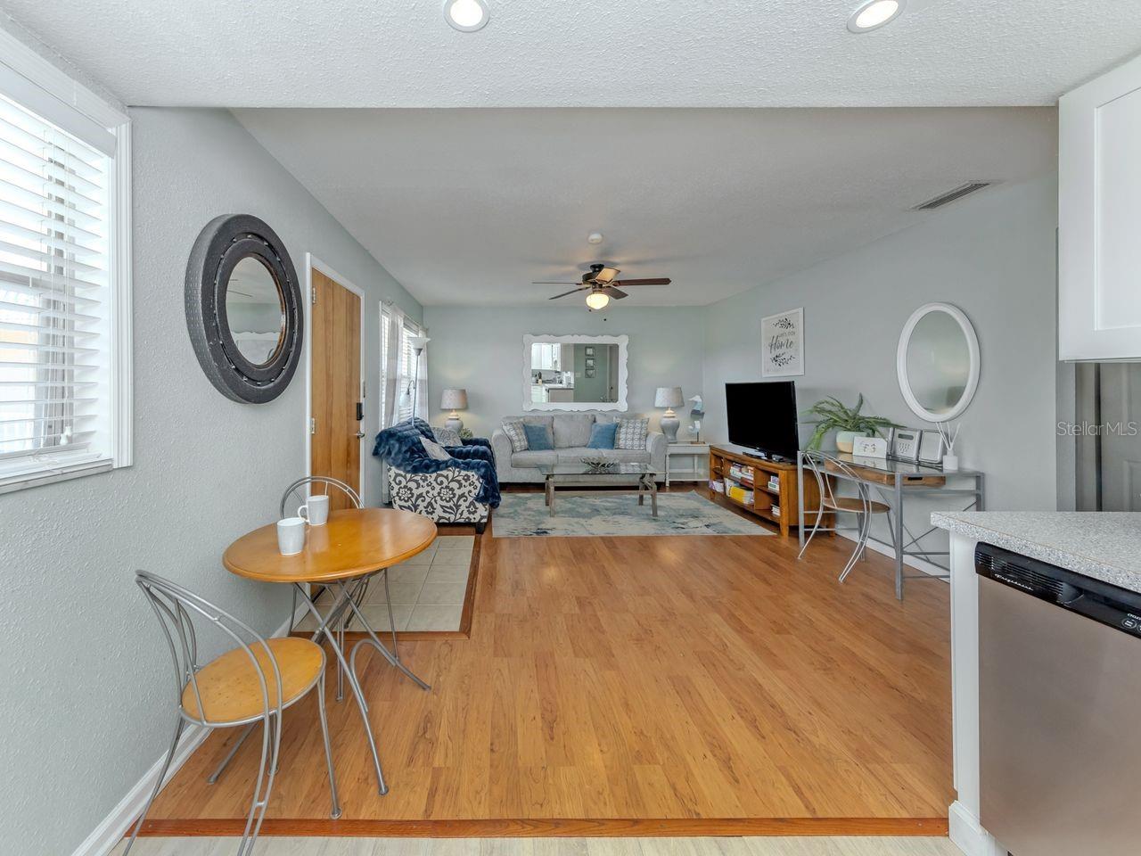 Image 7 of 35 For 400 Base Avenue E 227