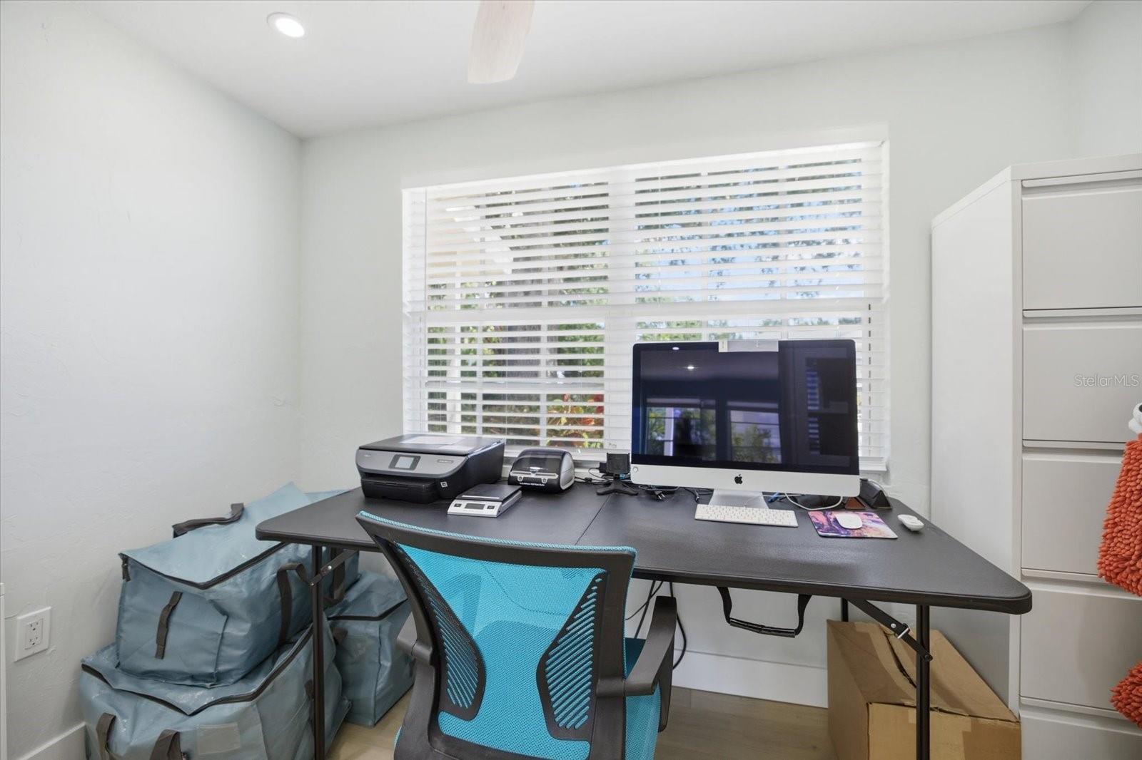 Image 18 of 48 For 1212 Pineland Avenue