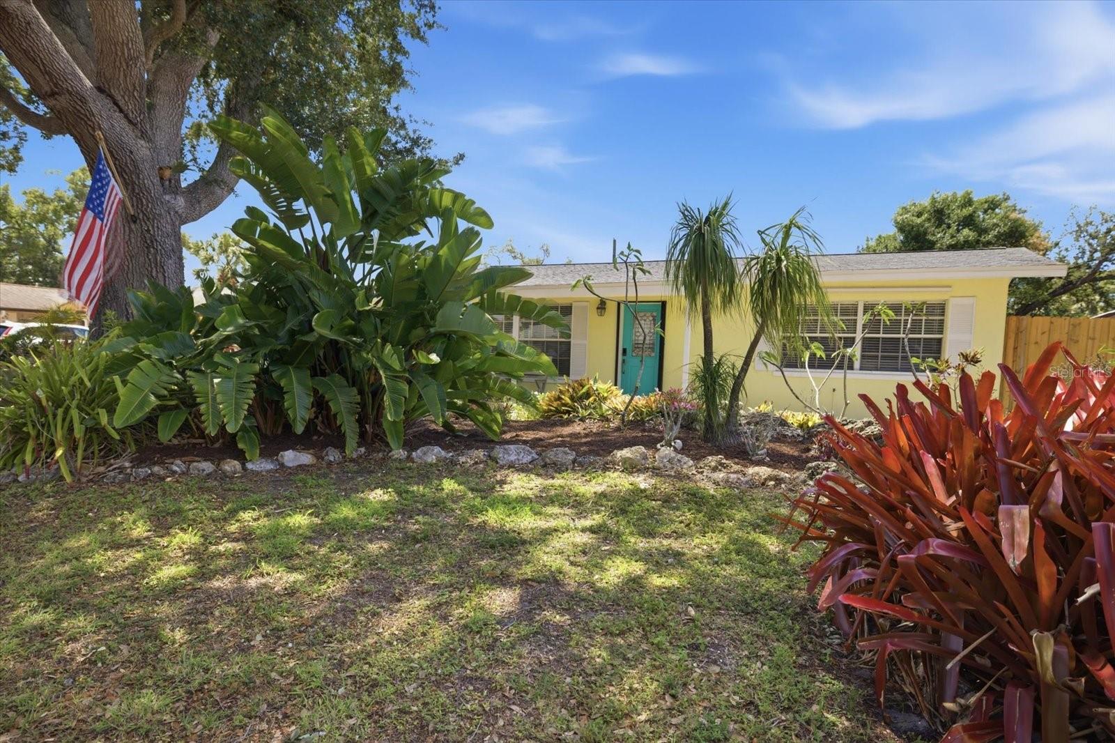 Image 40 of 48 For 1212 Pineland Avenue