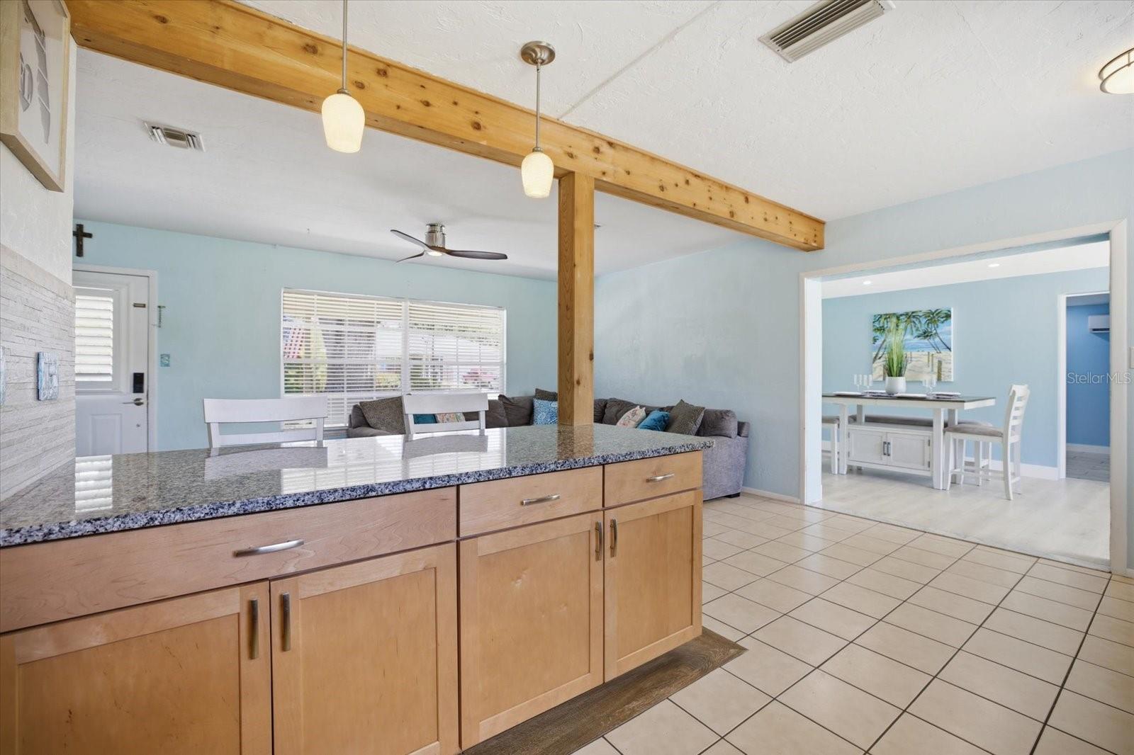 Image 7 of 48 For 1212 Pineland Avenue