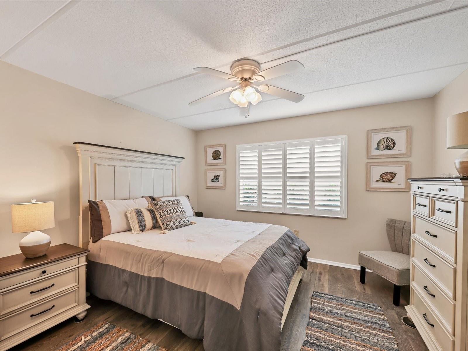 Image 15 of 41 For 708 Tamiami Trail S 105