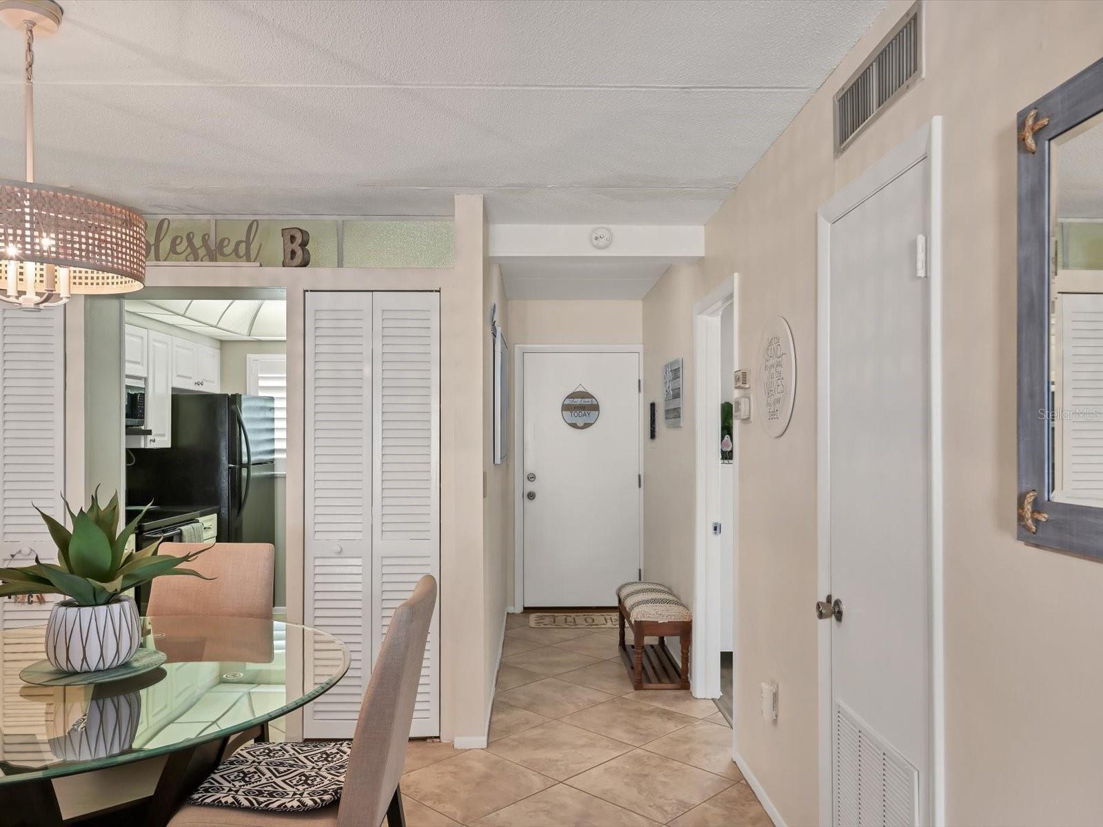 Image 4 of 41 For 708 Tamiami Trail S 105