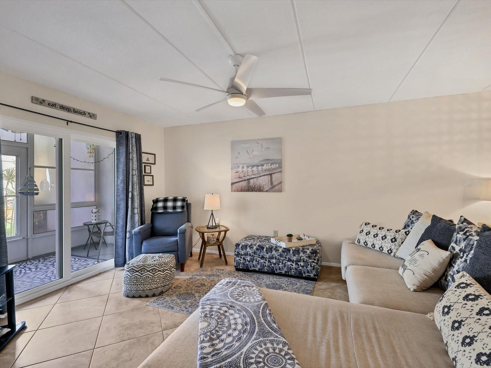 Image 9 of 41 For 708 Tamiami Trail S 105