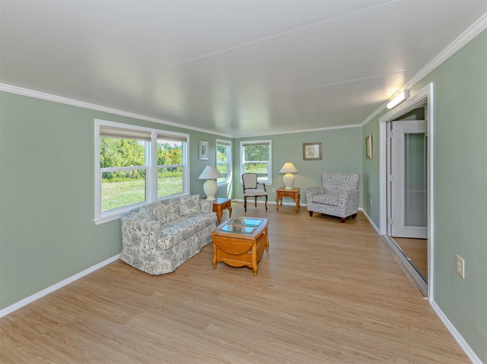 Image 18 of 65 For 592 Portside Drive
