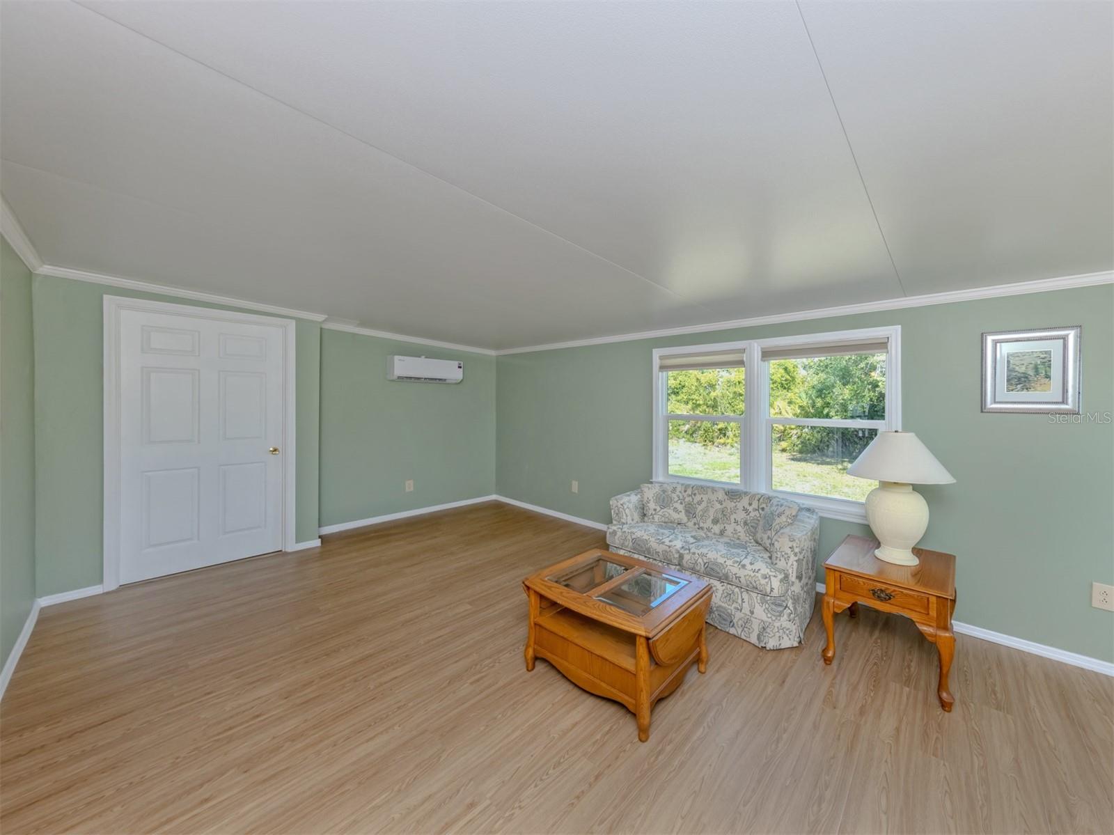 Image 19 of 65 For 592 Portside Drive