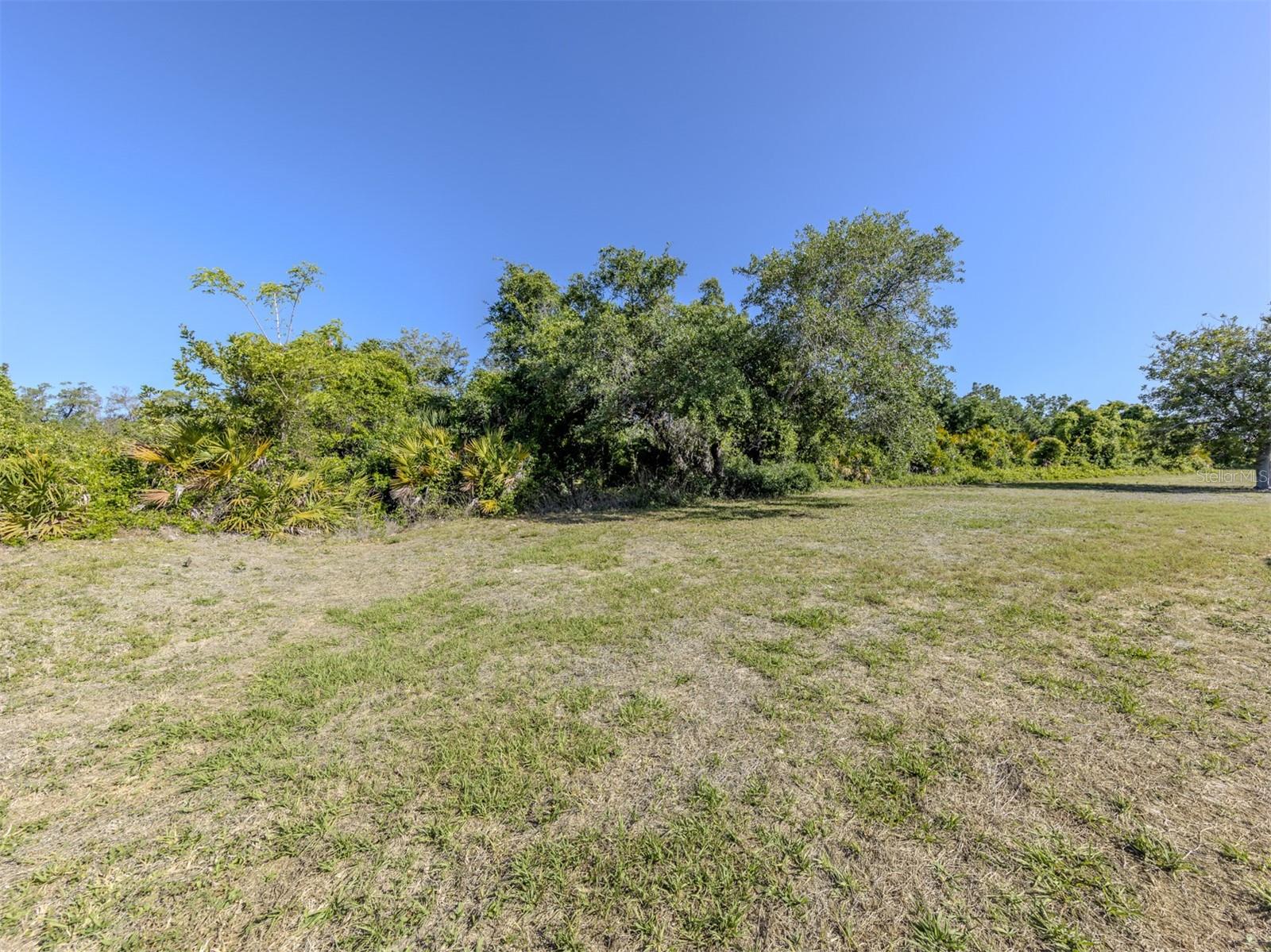 Image 31 of 65 For 592 Portside Drive