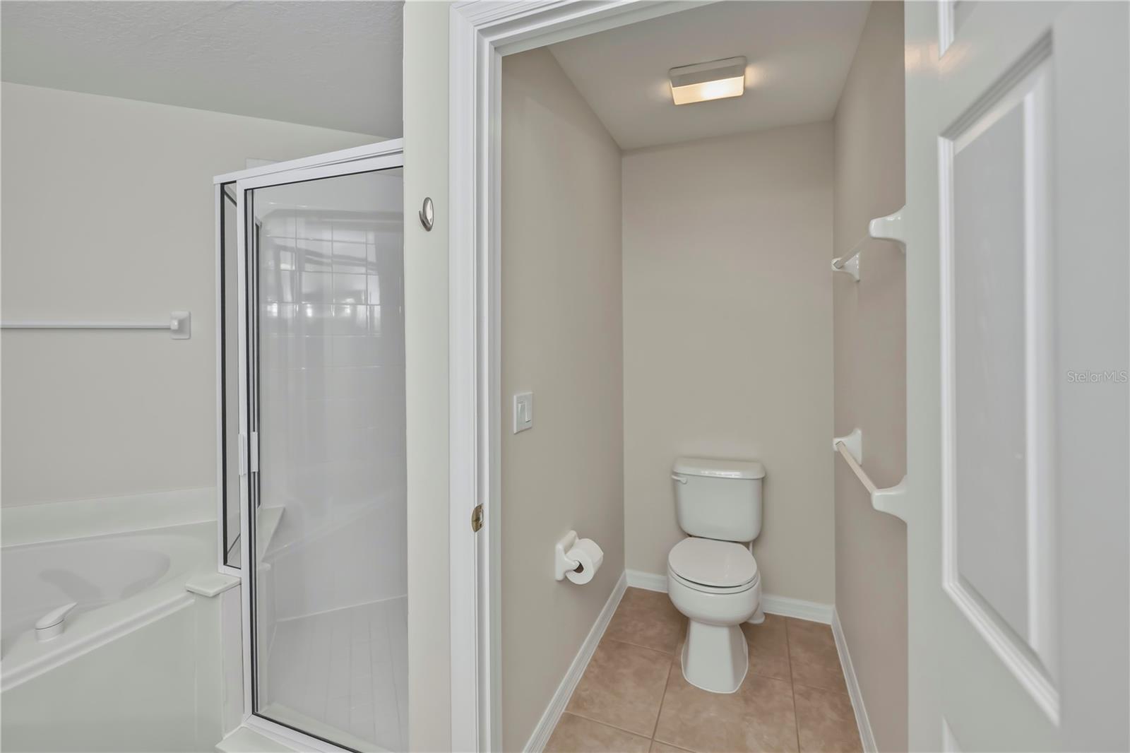 Image 31 of 61 For 4497 Streamside Court 1807