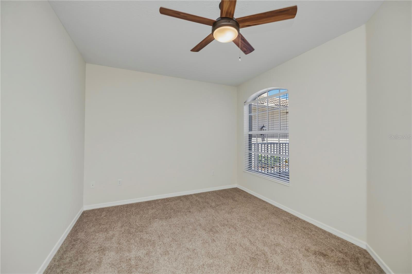 Image 42 of 61 For 4497 Streamside Court 1807
