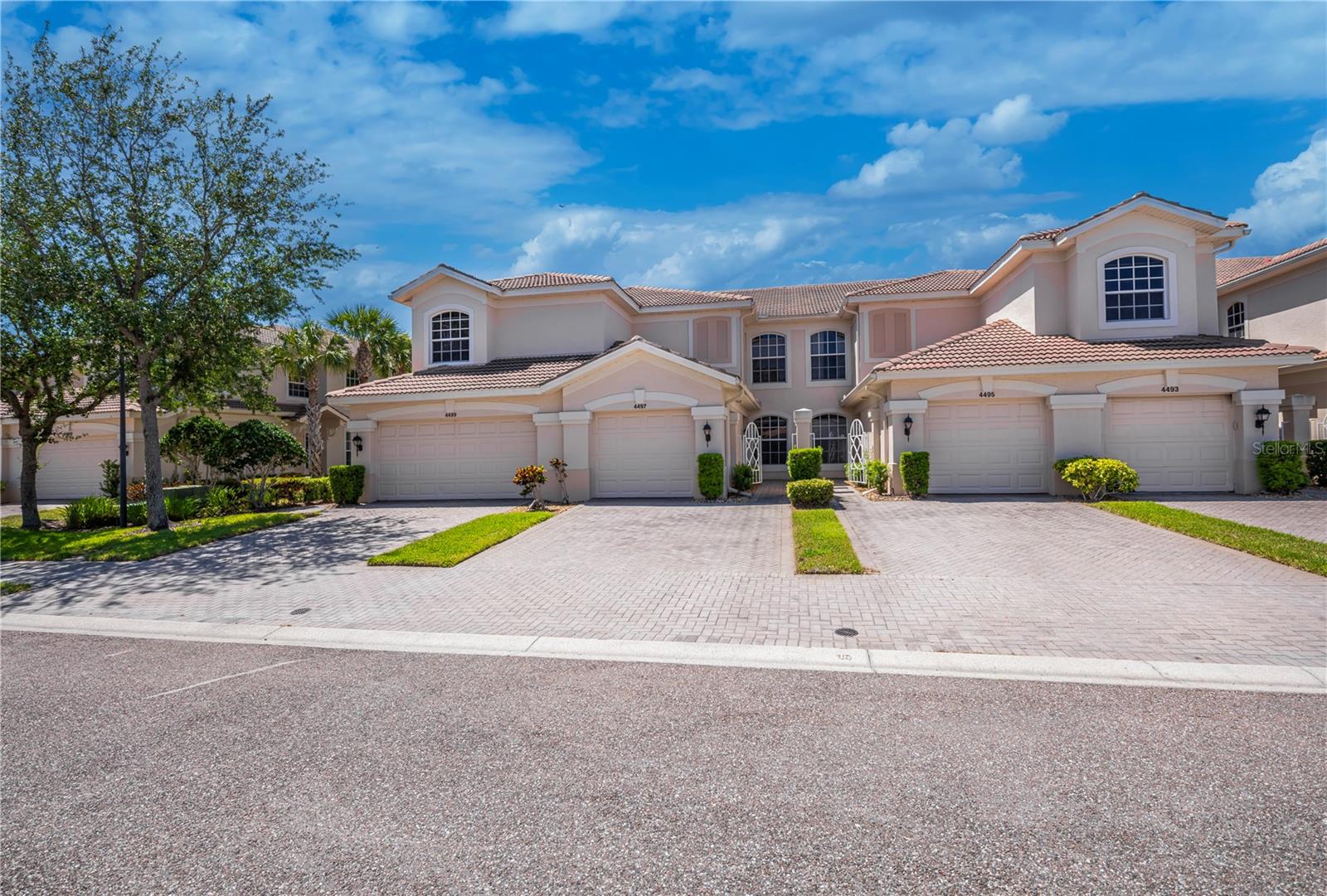 Image 52 of 61 For 4497 Streamside Court 1807