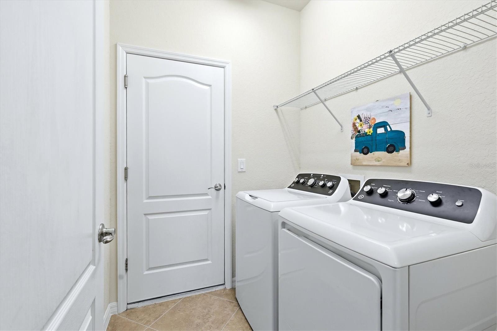 Image 43 of 89 For 12541 Cinqueterre Drive