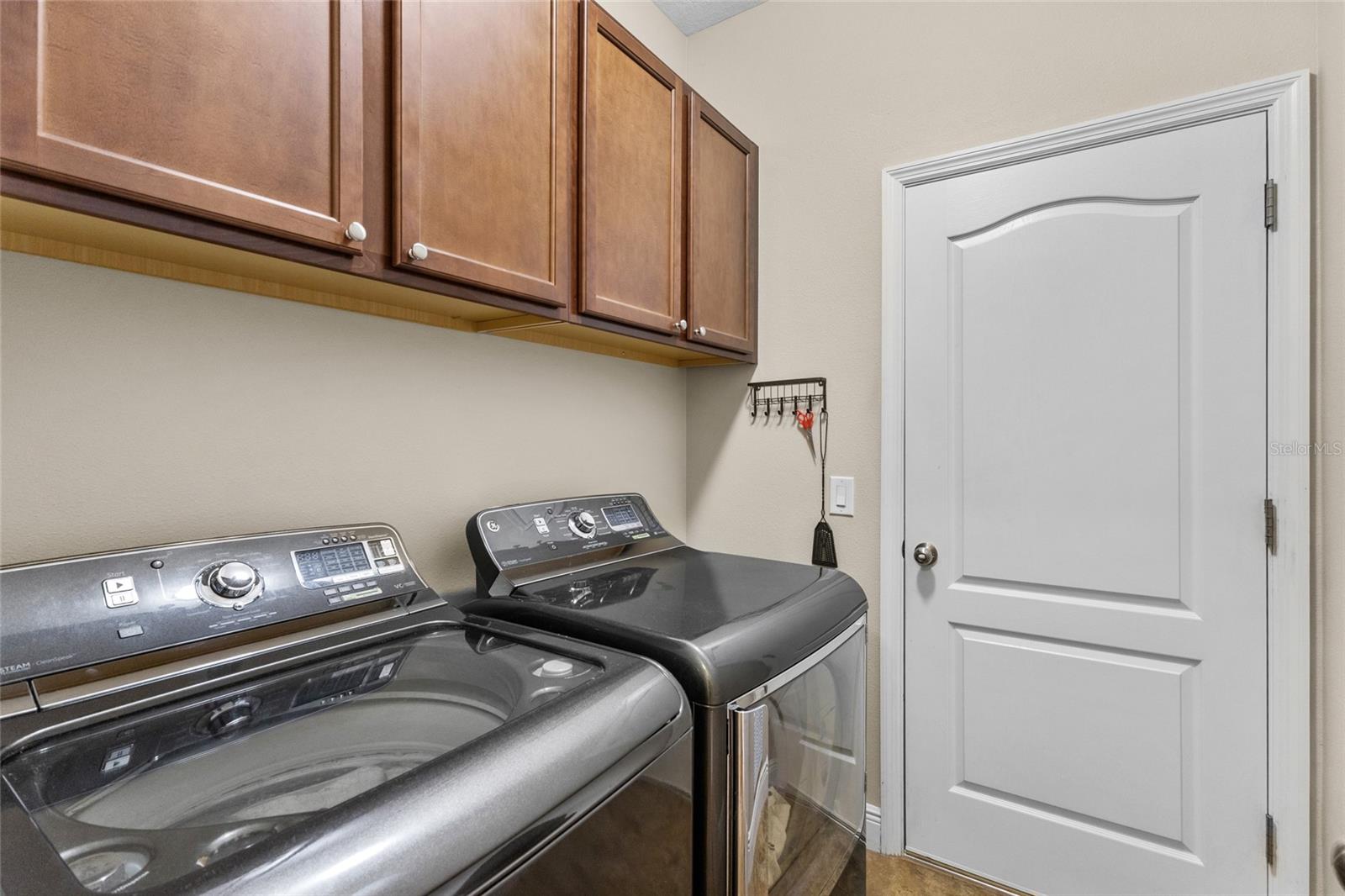 Image 31 of 40 For 11442 Fort Lauderdale Place