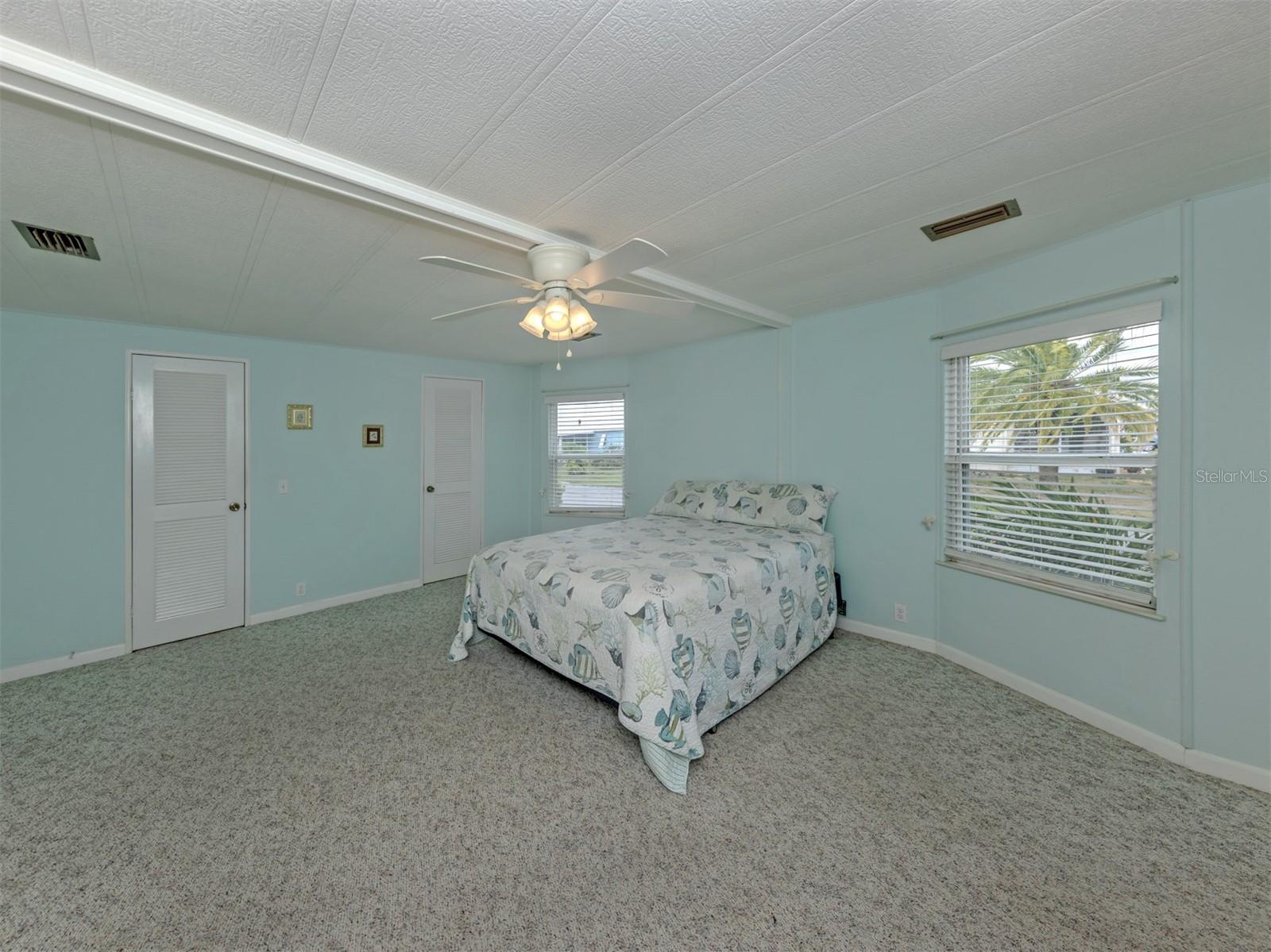 Image 22 of 78 For 98 Lakeview Drive