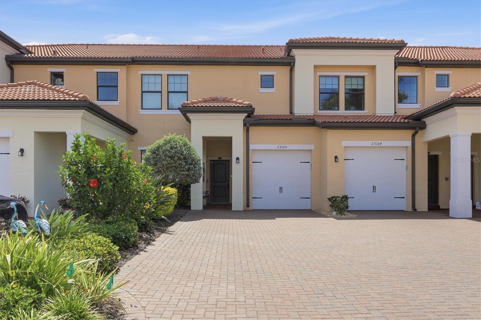 Image 2 of 74 For 23160 Banbury Way 102