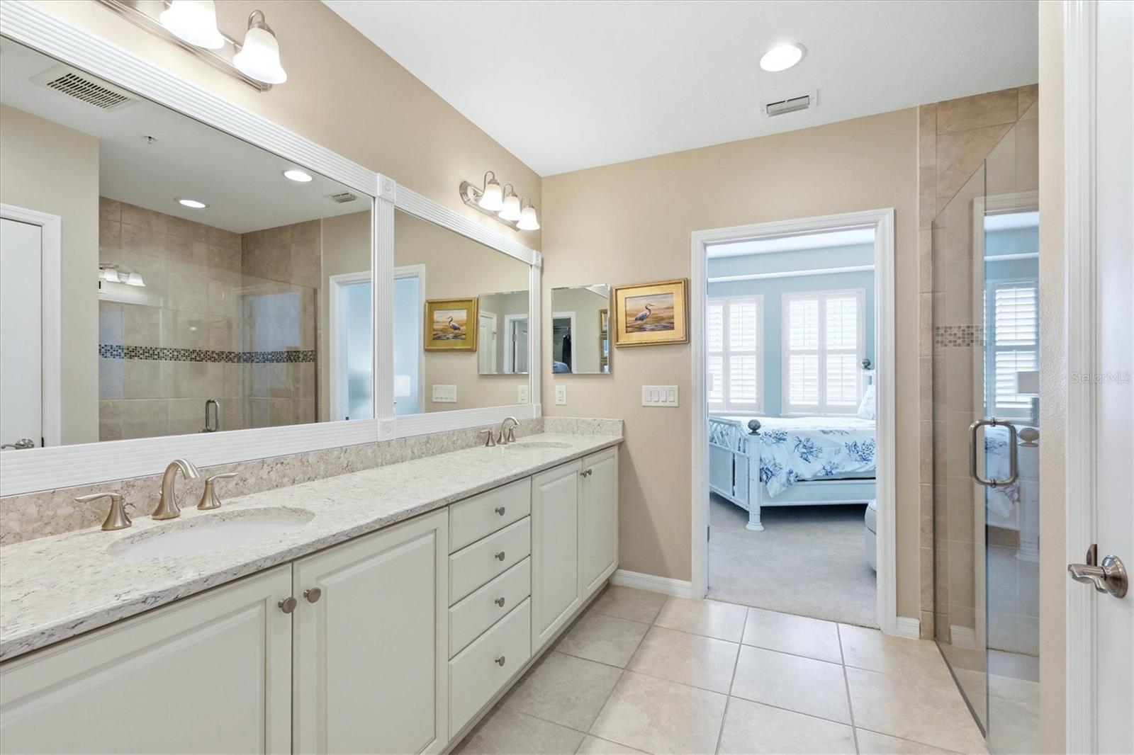 Image 33 of 74 For 23160 Banbury Way 102