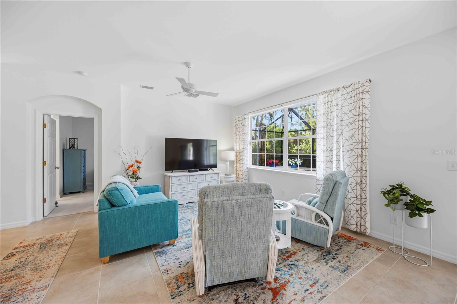 Image 10 of 44 For 24955 Pennington Terrace