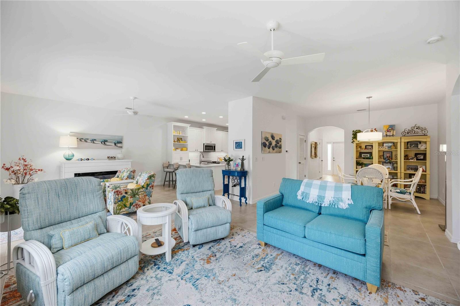 Image 11 of 44 For 24955 Pennington Terrace