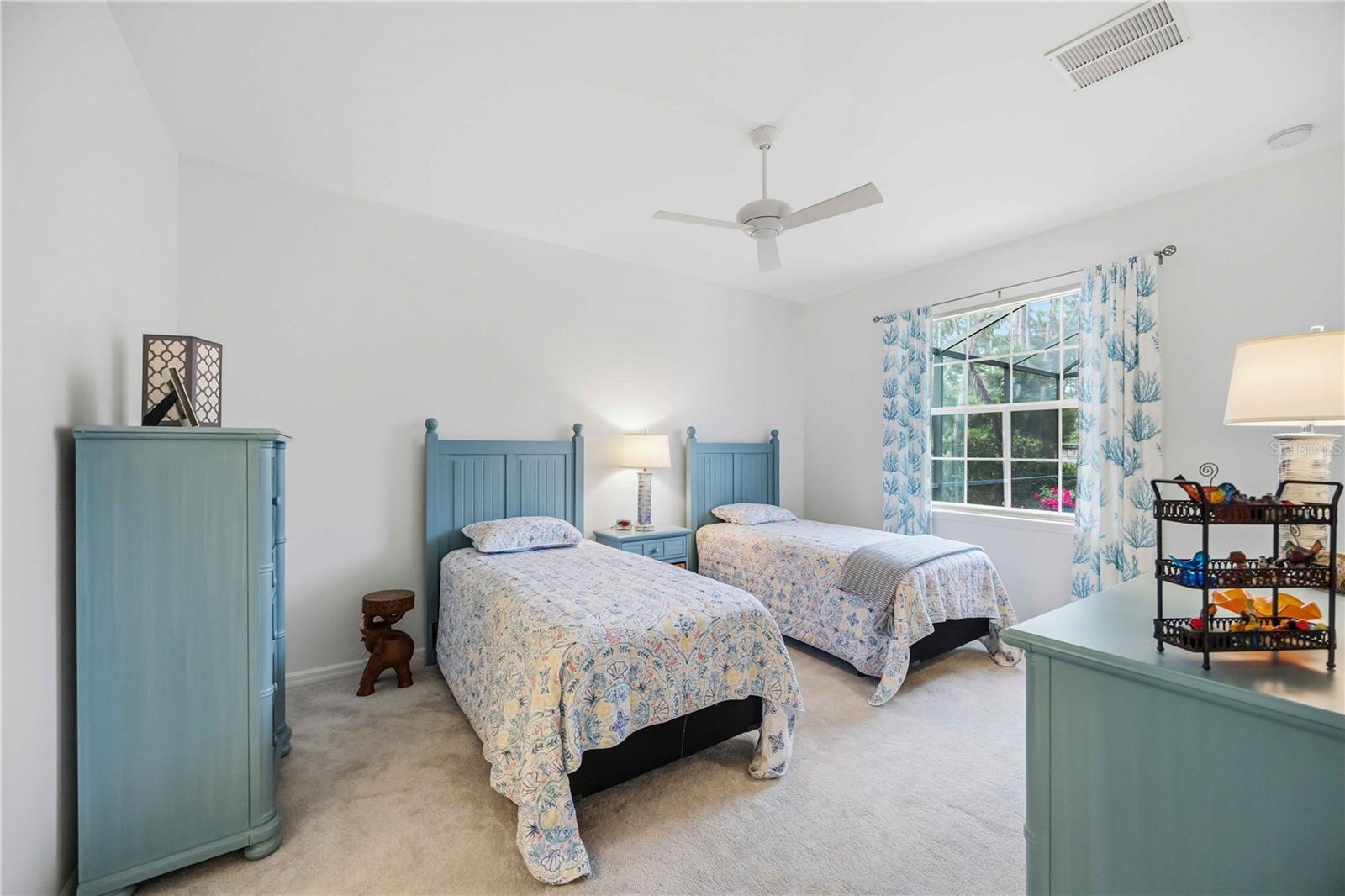Image 19 of 44 For 24955 Pennington Terrace