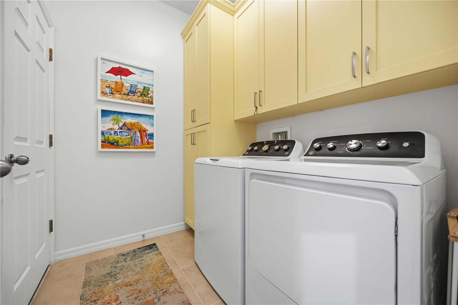 Image 33 of 44 For 24955 Pennington Terrace