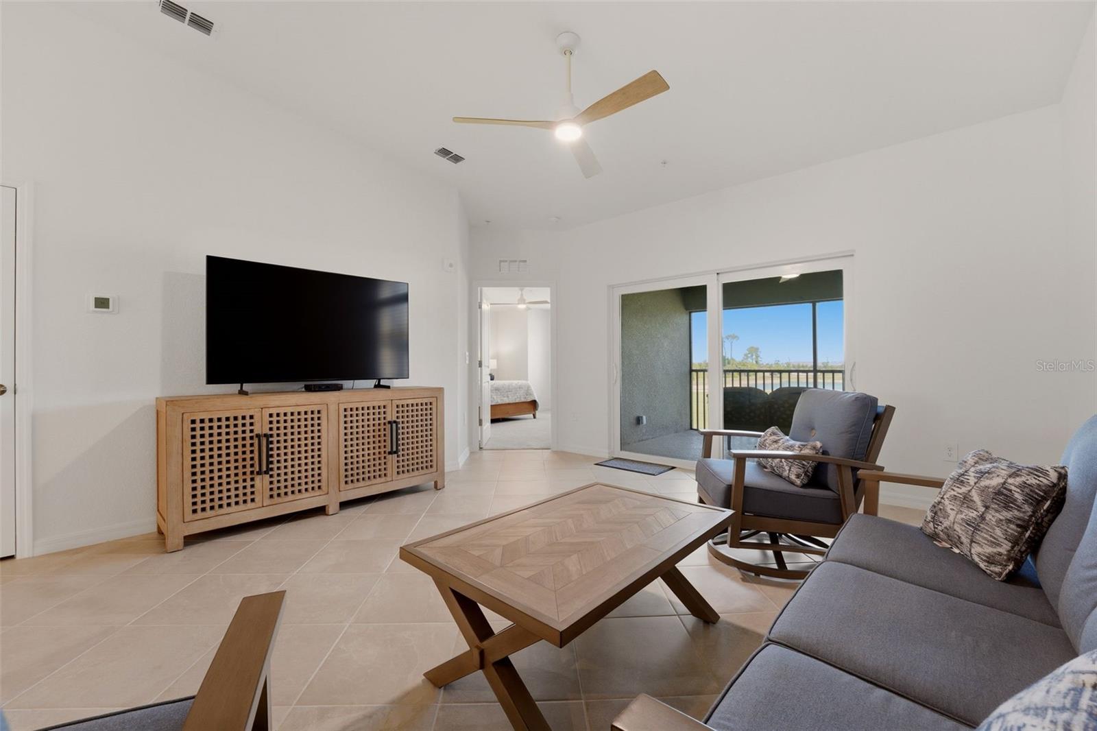 Image 11 of 41 For 17535 Opal Sand Drive 201