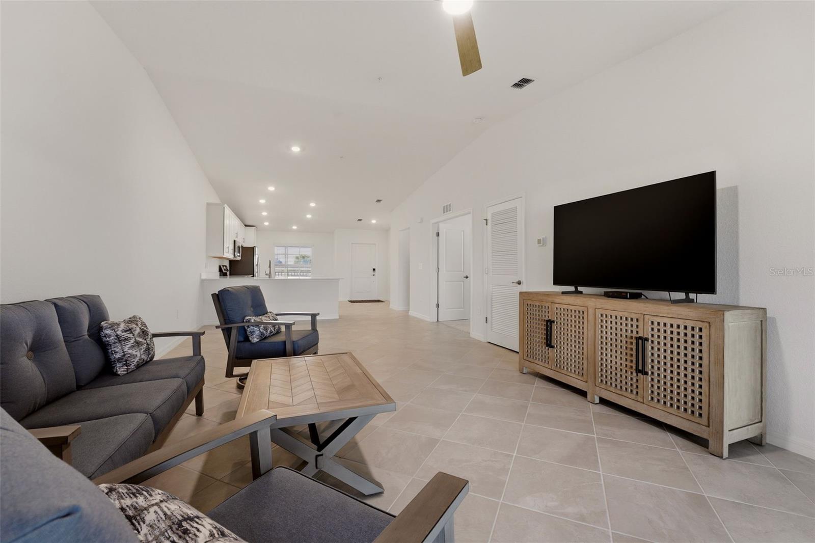 Image 12 of 41 For 17535 Opal Sand Drive 201