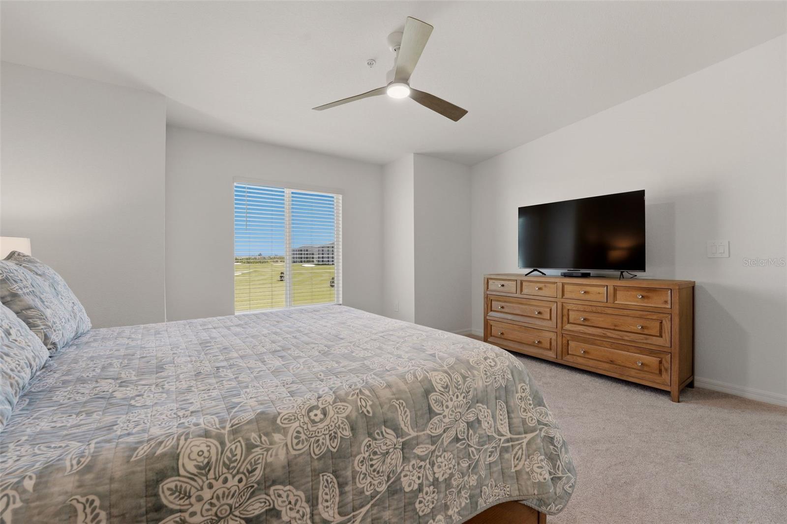 Image 16 of 41 For 17535 Opal Sand Drive 201