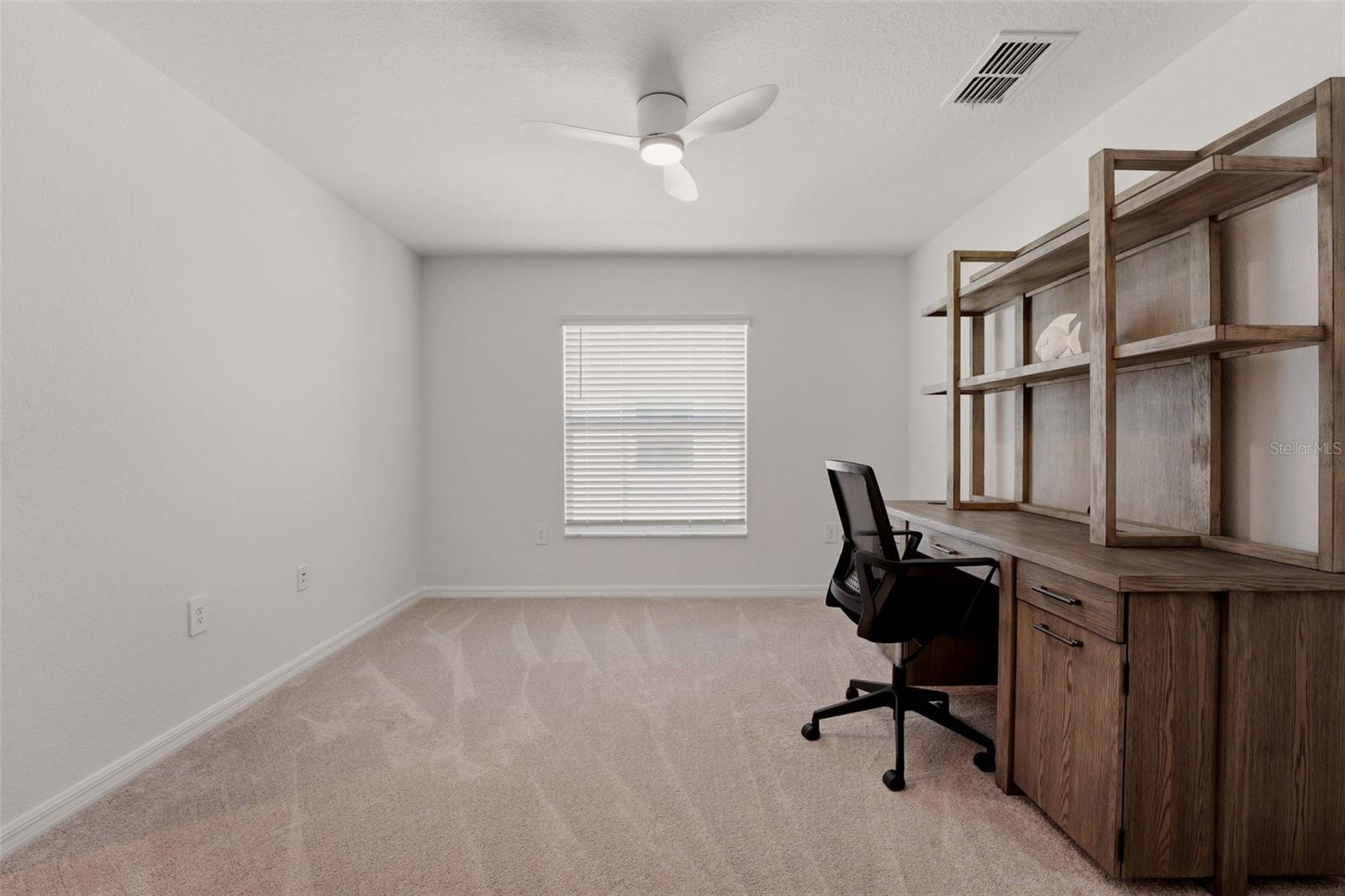 Image 20 of 41 For 17535 Opal Sand Drive 201