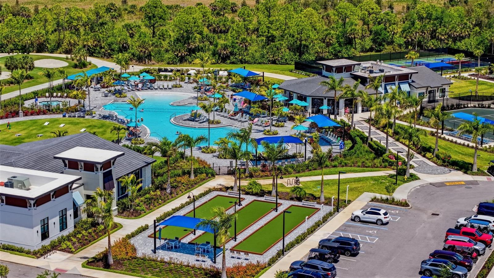 Image 31 of 41 For 17535 Opal Sand Drive 201