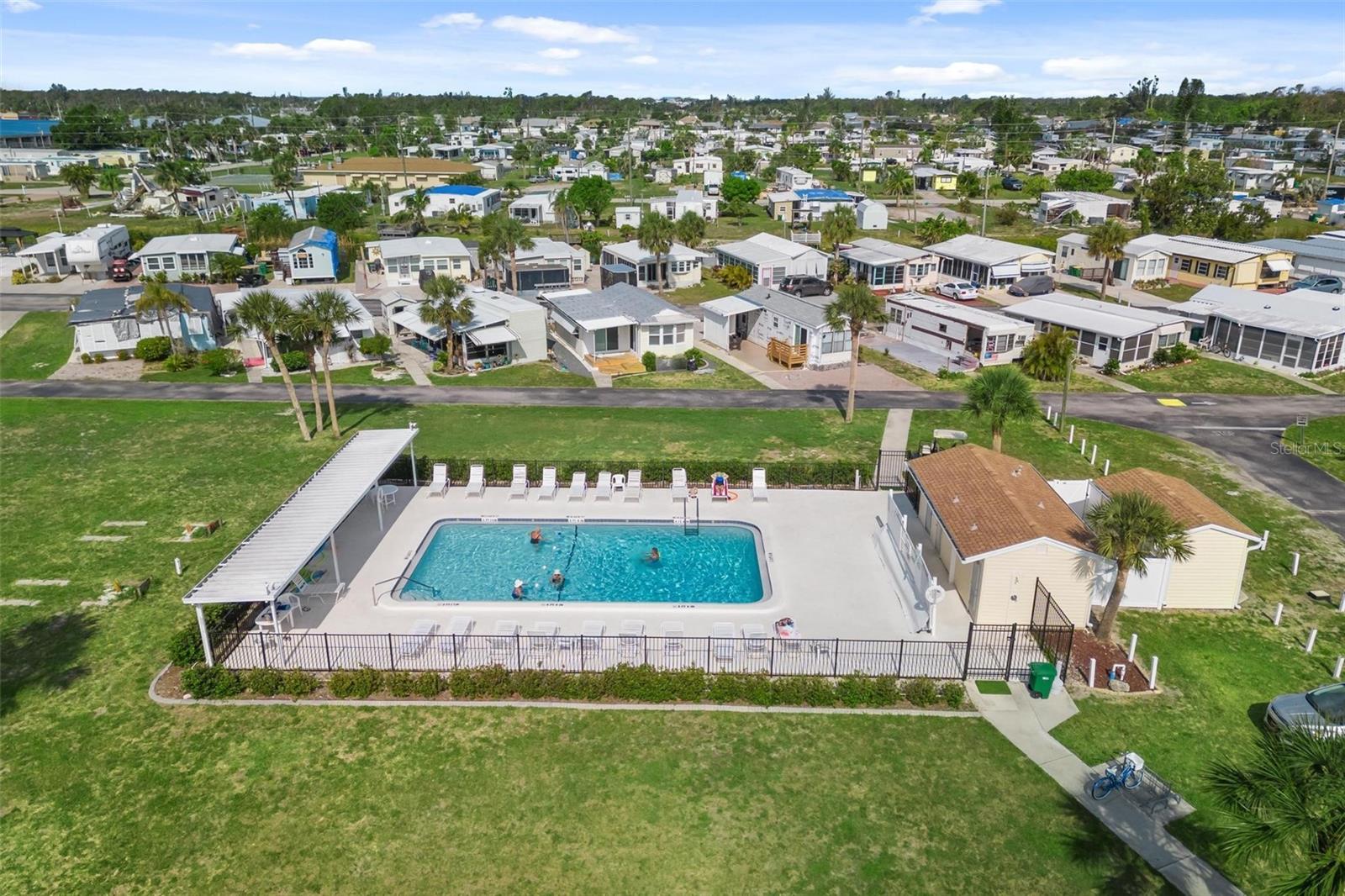 Image 21 of 25 For 1475 Flamingo Drive 117